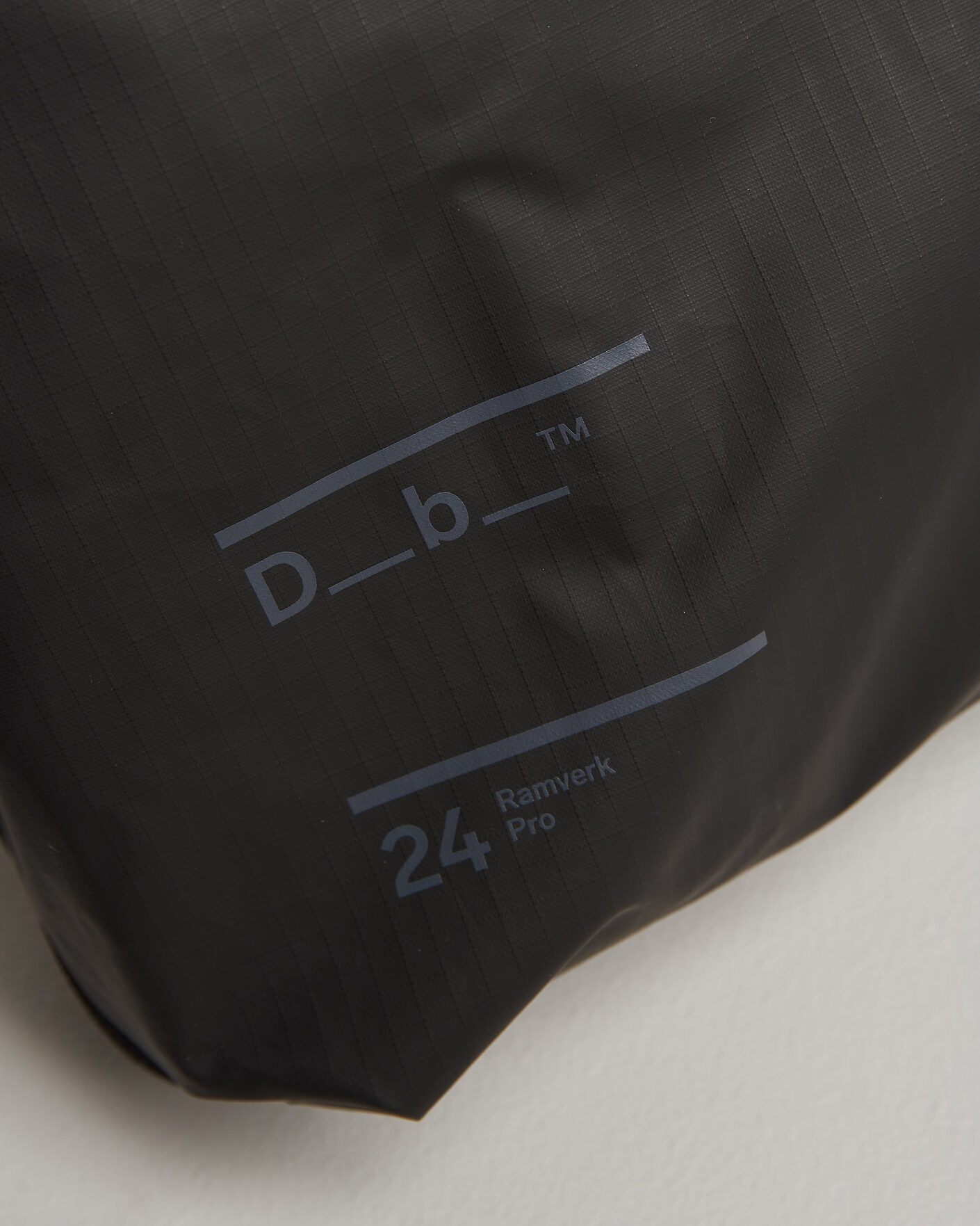 Homme | Sacs | DB | Ramverk Pro Sling Bag 24L Black Out