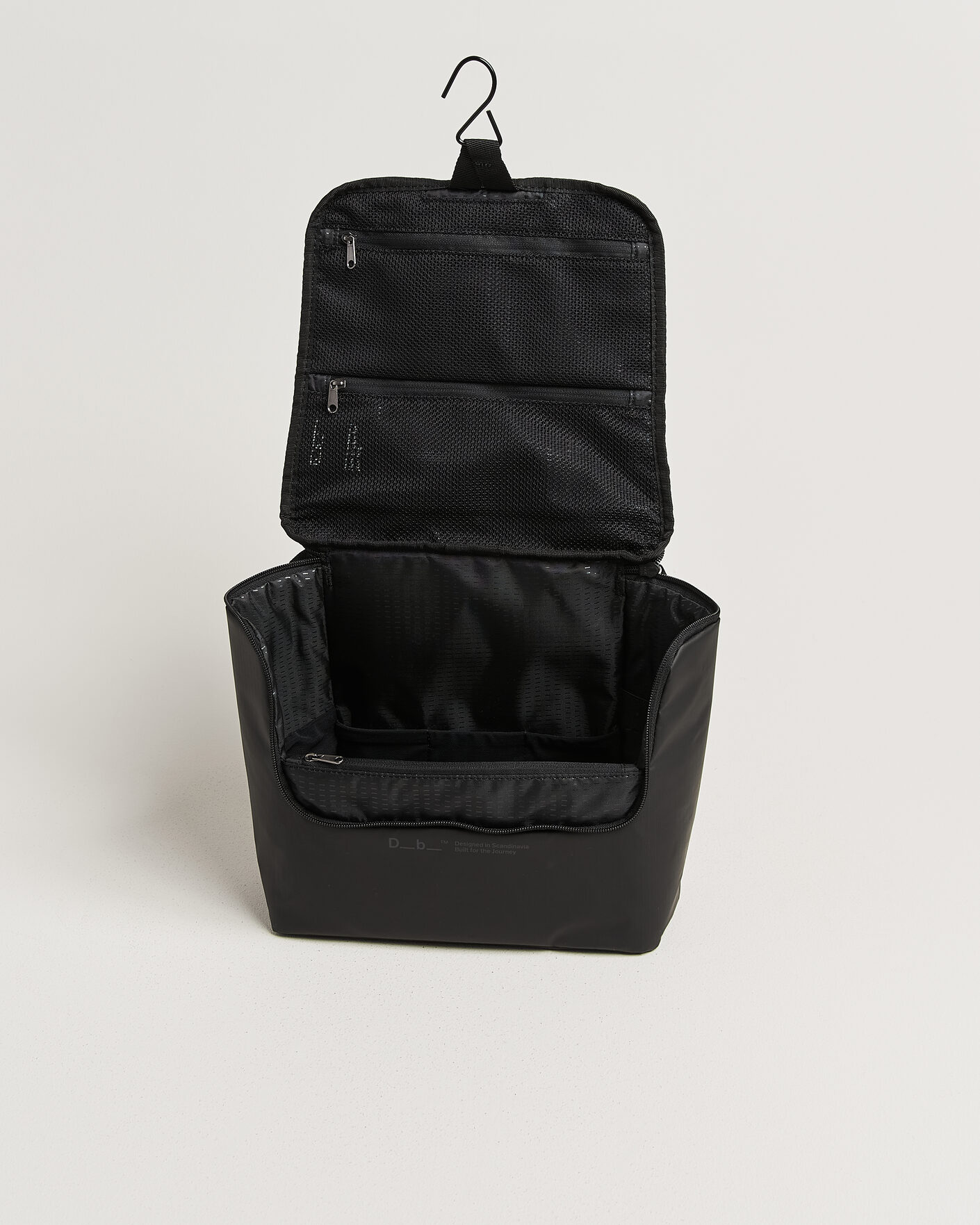 Homme | Sacs | DB | Essential Wash Bag M Black Out