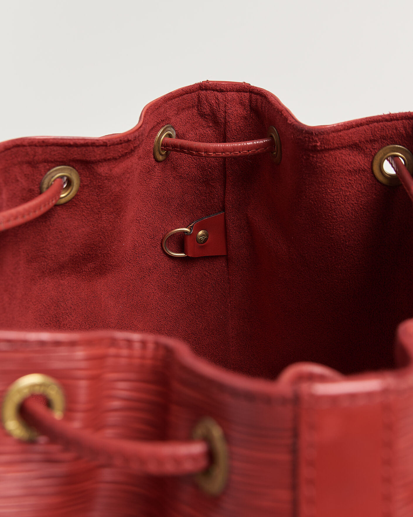 Homme | Pre-Owned & Vintage Bags | Louis Vuitton Pre-Owned | Petit Noé Epi Leather Red