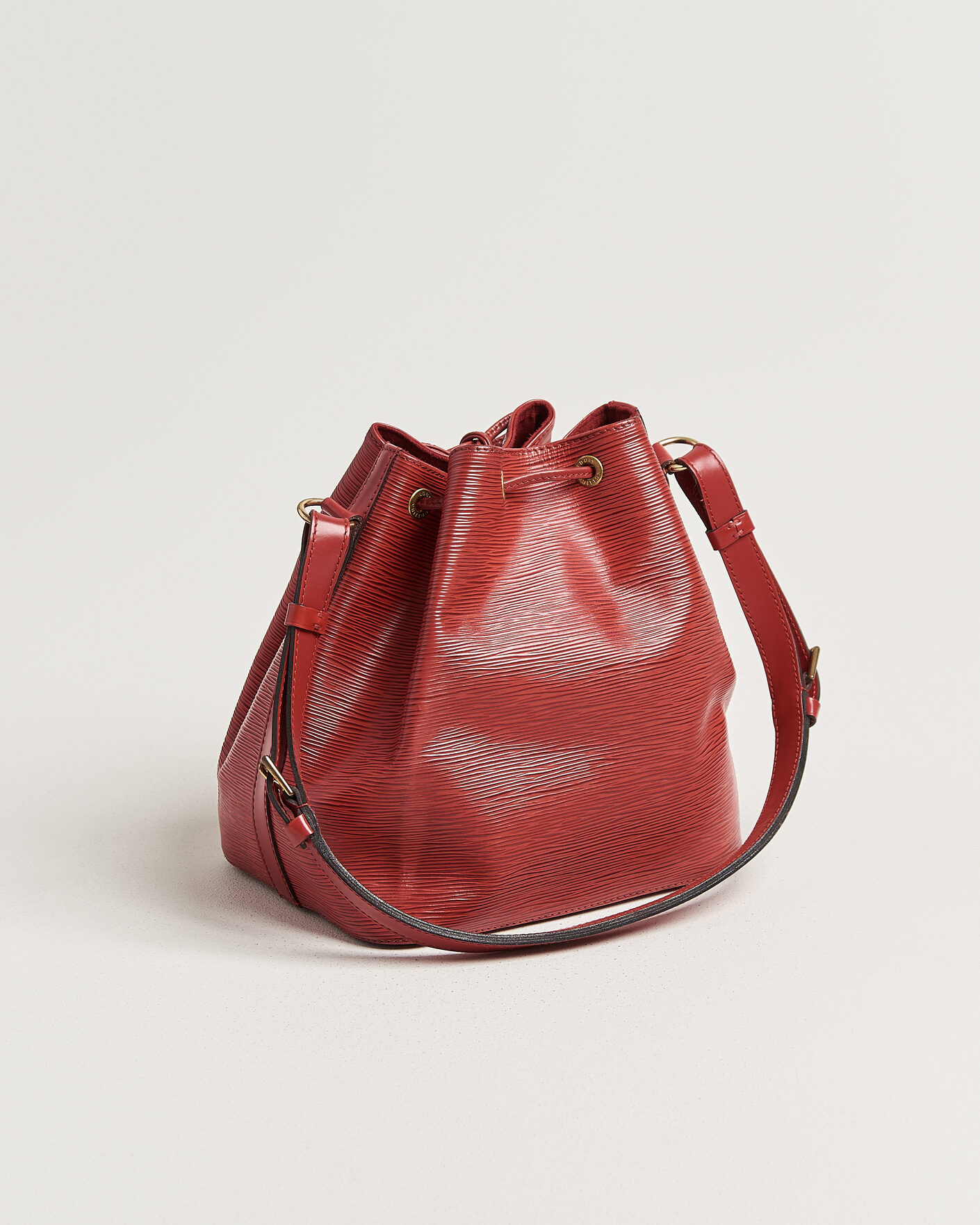 Homme | Pre-Owned & Vintage Bags | Louis Vuitton Pre-Owned | Petit Noé Epi Leather Red