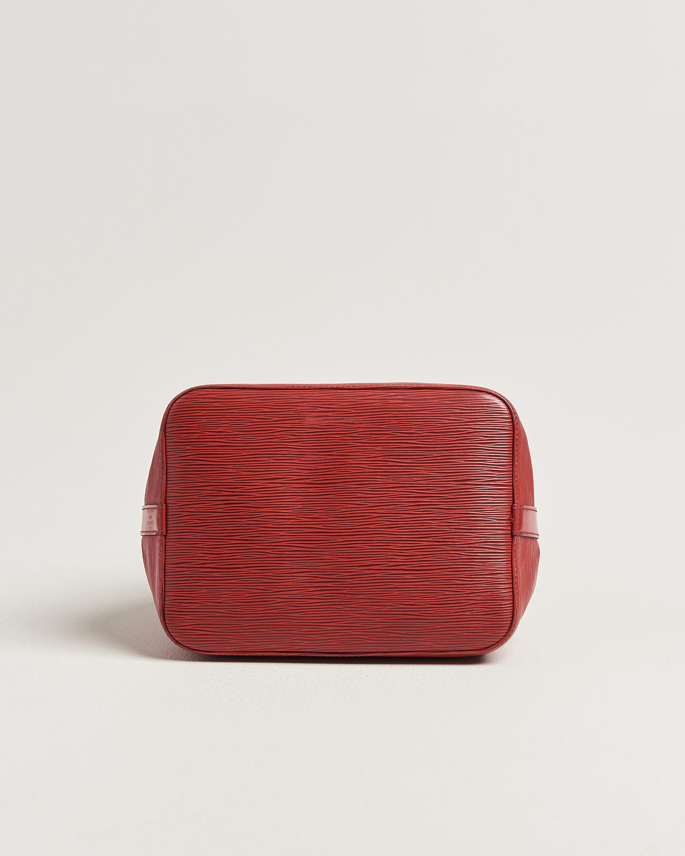 Homme | Pre-Owned & Vintage Bags | Louis Vuitton Pre-Owned | Petit Noé Epi Leather Red