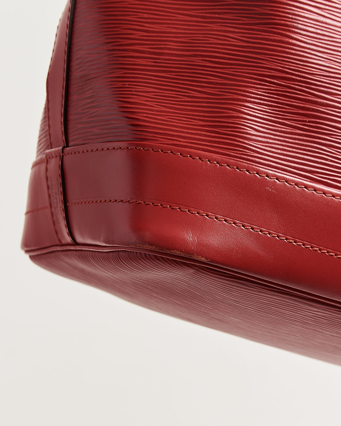 Homme | Pre-Owned & Vintage Bags | Louis Vuitton Pre-Owned | Noé Epi Leather Red