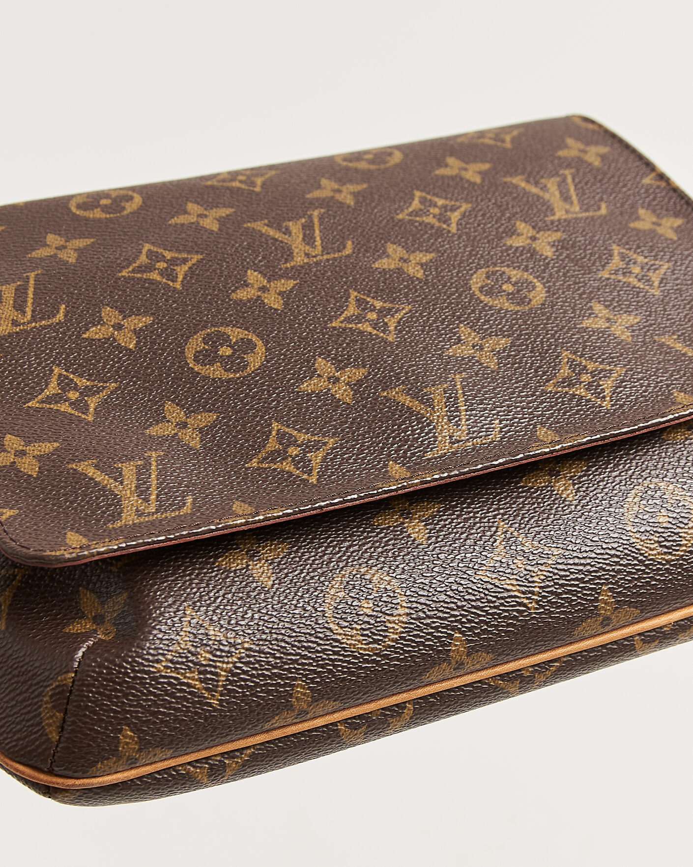 Homme | Pre-Owned & Vintage Bags | Louis Vuitton Pre-Owned | Musette Tango Bag Monogram