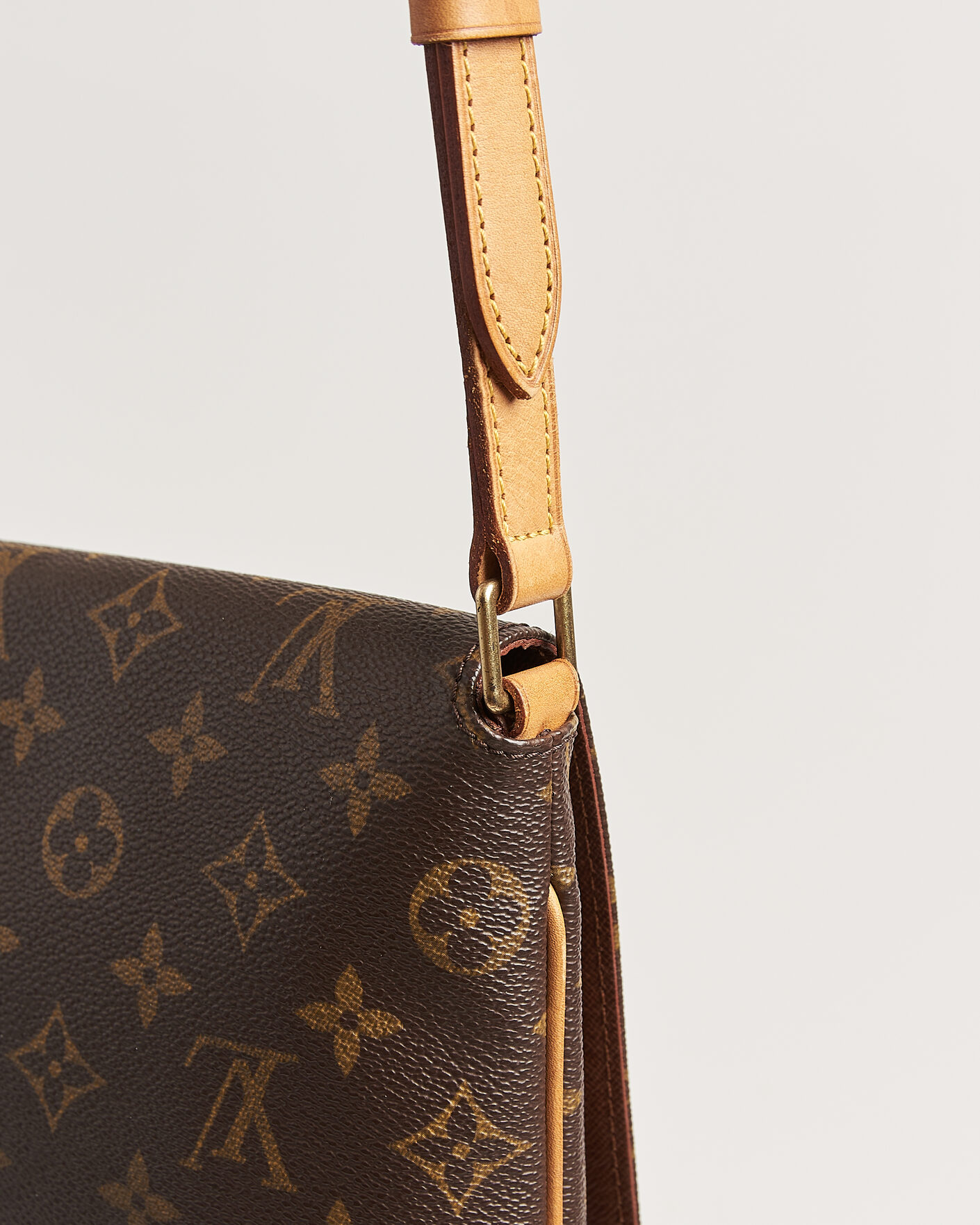Homme | Pre-Owned & Vintage Bags | Louis Vuitton Pre-Owned | Musette Tango Bag Monogram