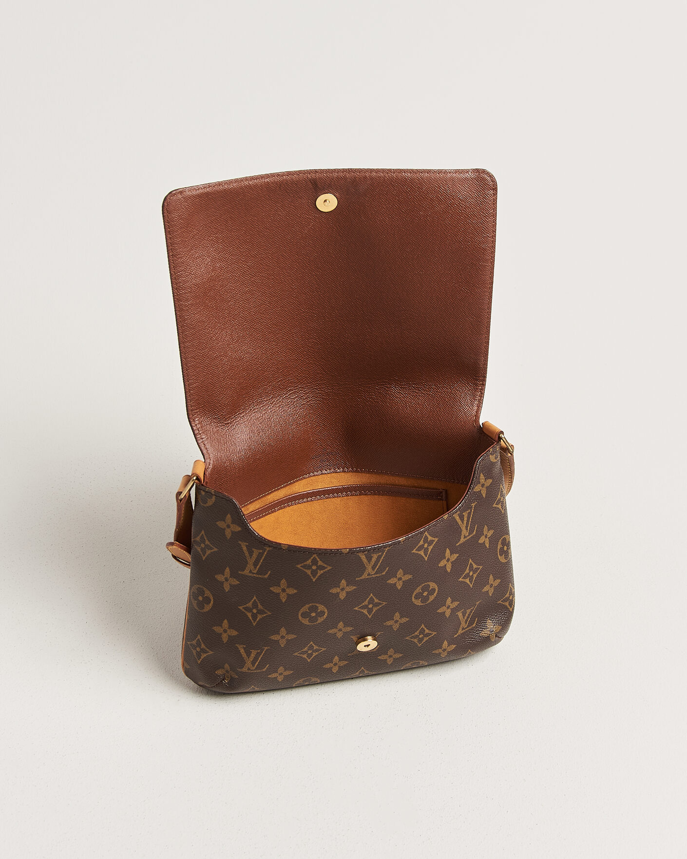 Homme | Pre-Owned & Vintage Bags | Louis Vuitton Pre-Owned | Musette Tango Bag Monogram