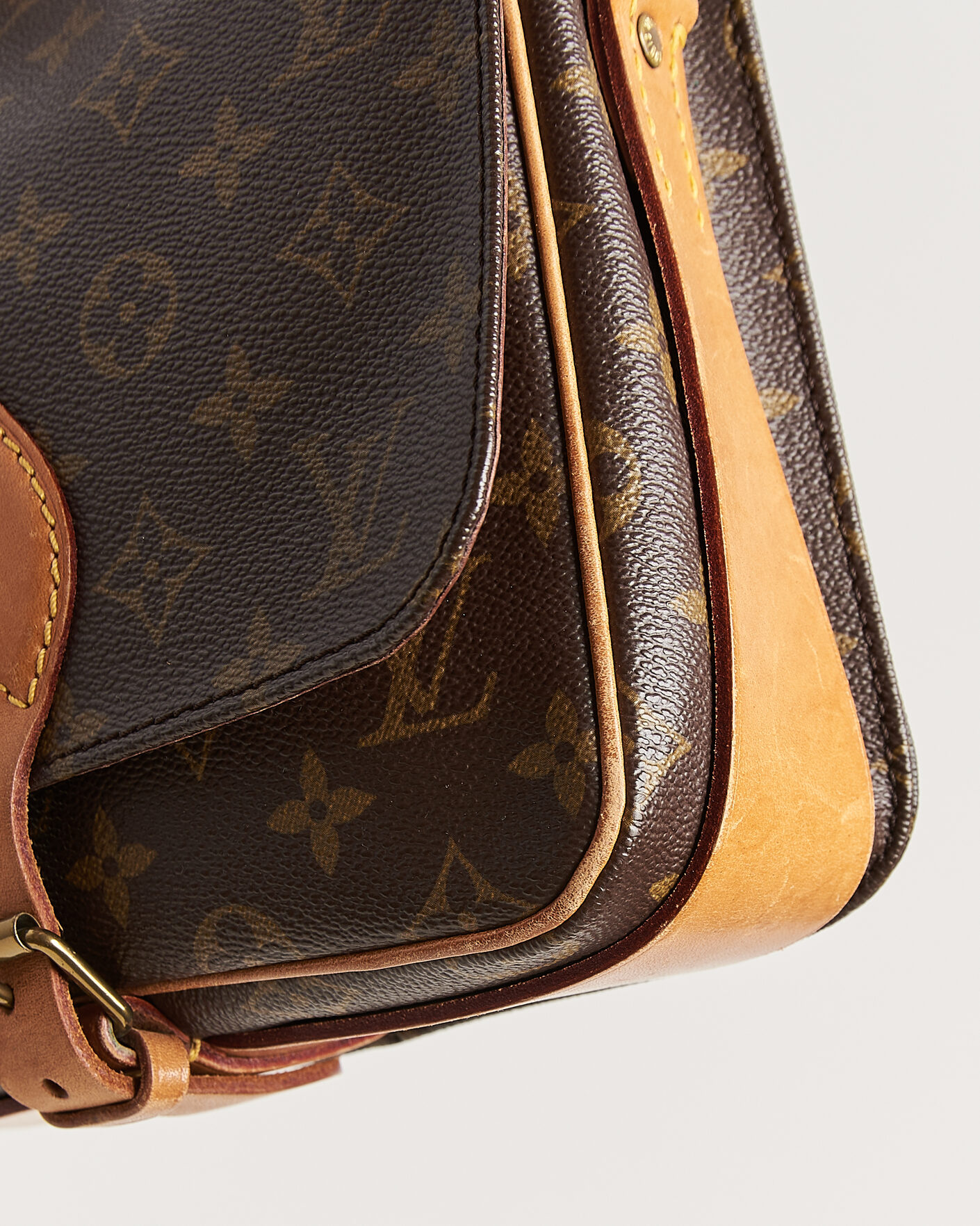 Homme | Pre-Owned & Vintage Bags | Louis Vuitton Pre-Owned | Cartouchiere Bag Monogram