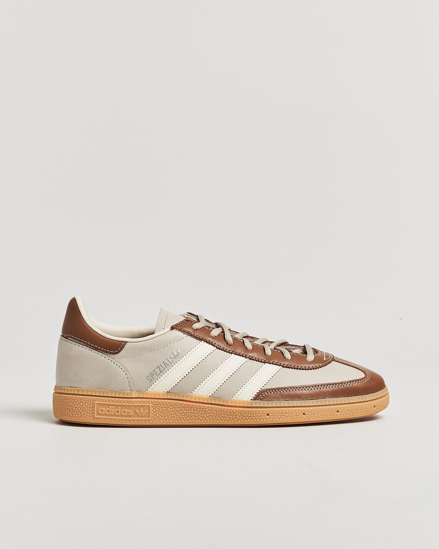 Homme | Baskets | adidas Originals | Handball Spezial Sneaker Khaki/White