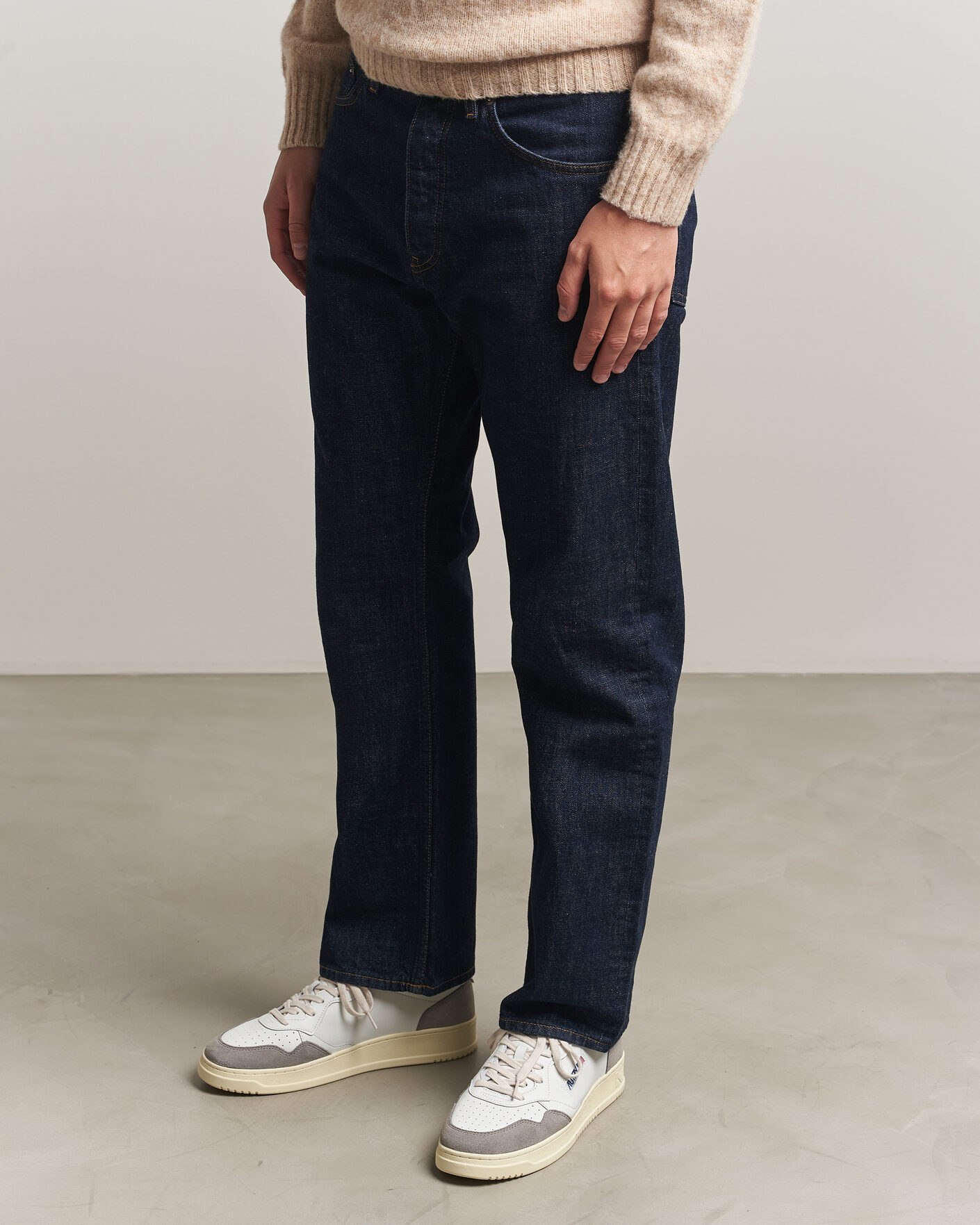 Homme | Baskets | Autry | Medalist Low Soft Leather/Suede Sneaker White/Cemento