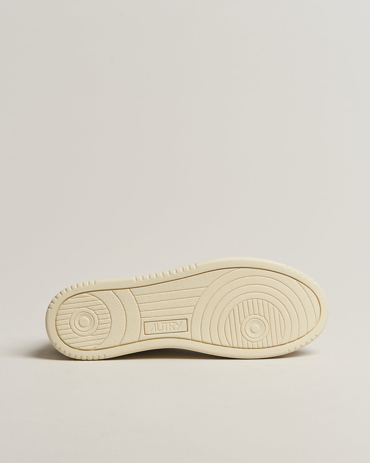 Homme | Baskets | Autry | Medalist Low Soft Leather/Suede Sneaker White/Tabacco