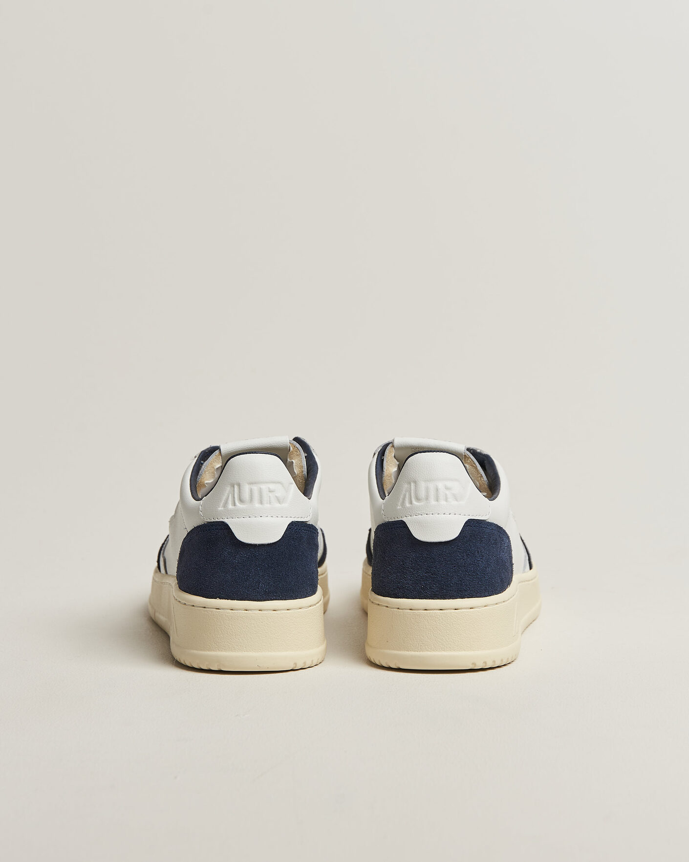Homme | Baskets | Autry | Medalist Low Soft Leather/Suede Sneaker White/Denim