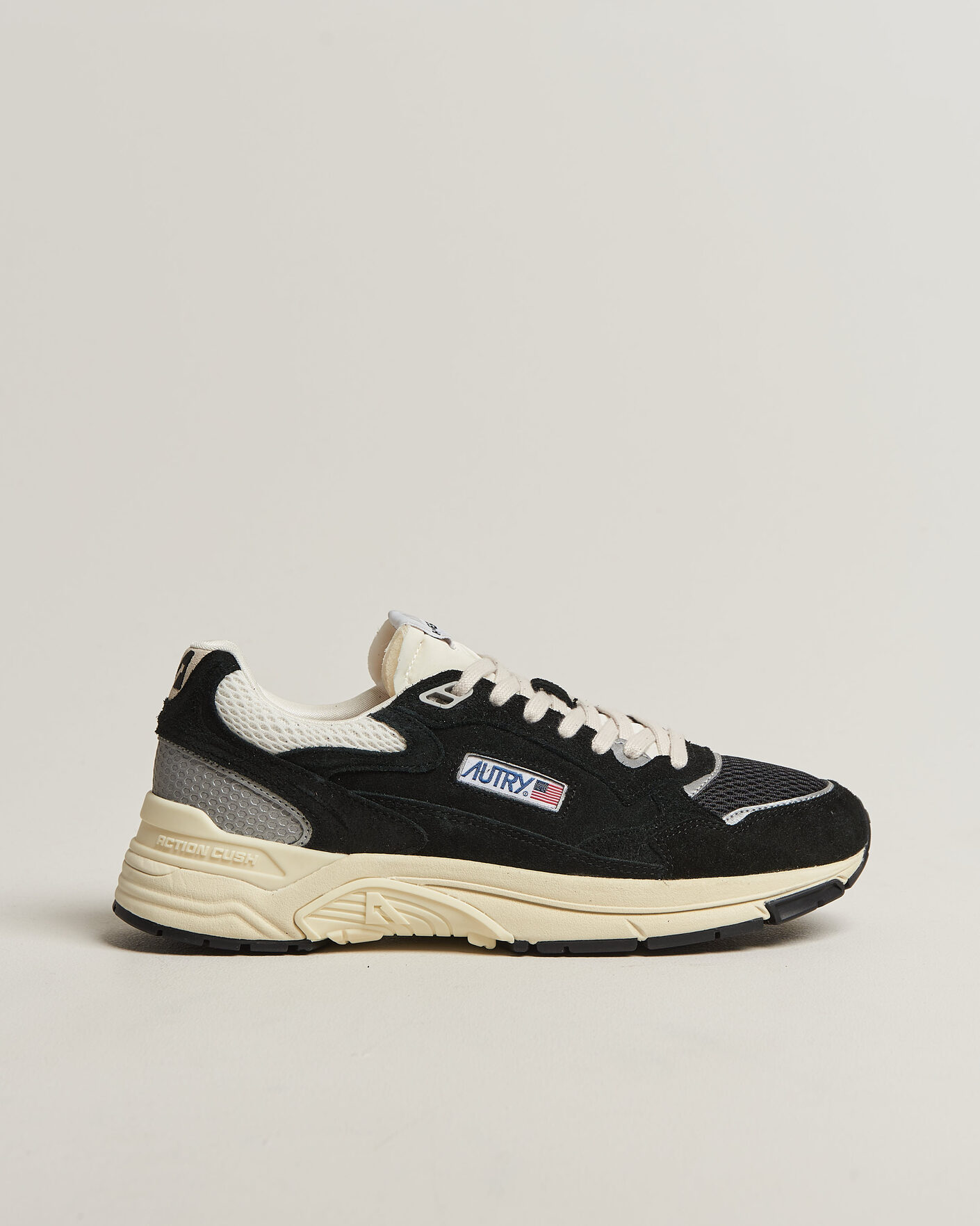 Homme | Baskets | Autry | Hyperway Low Suede Running Sneaker Black