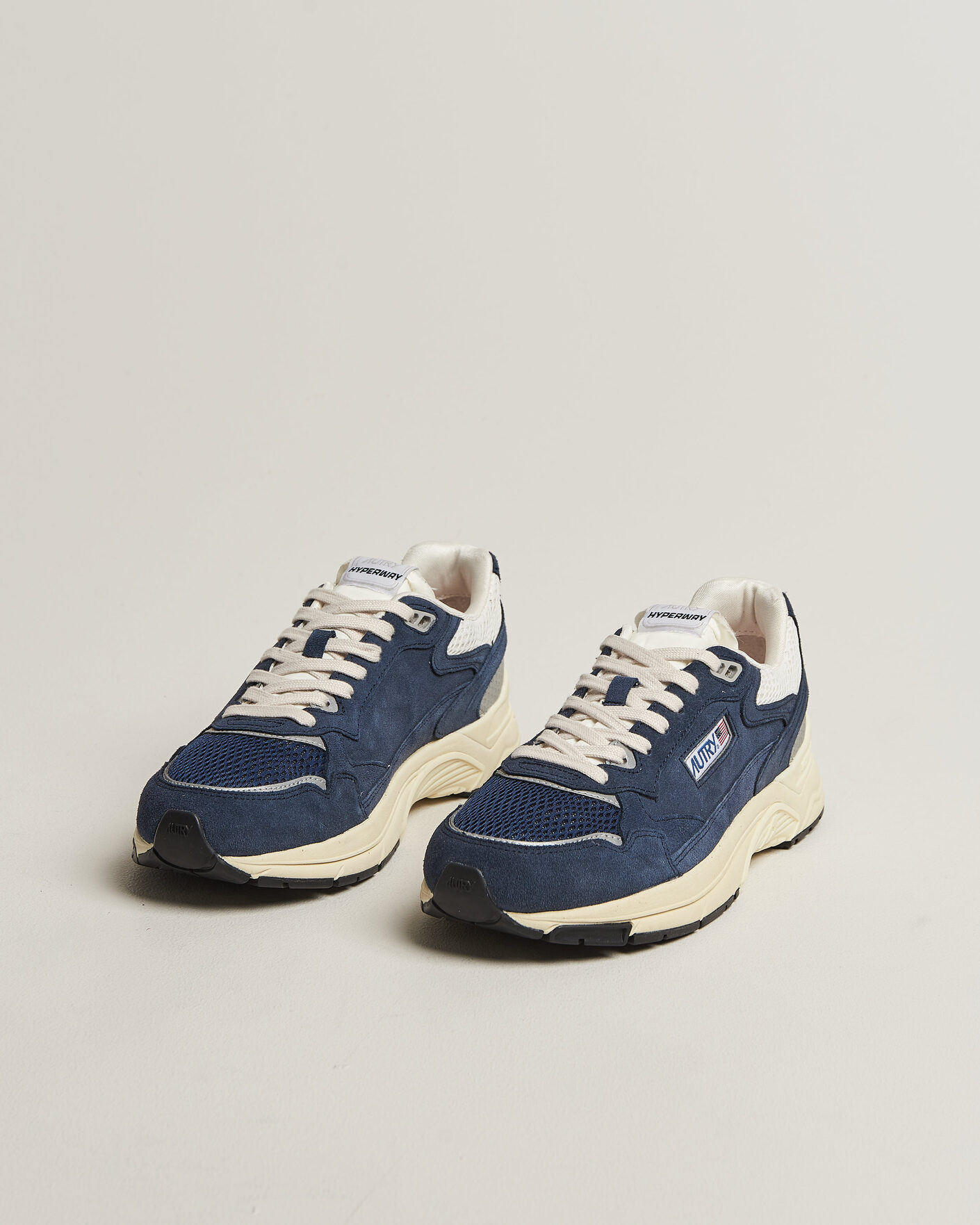 Homme | Baskets | Autry | Hyperway Low Suede Running Sneaker Black