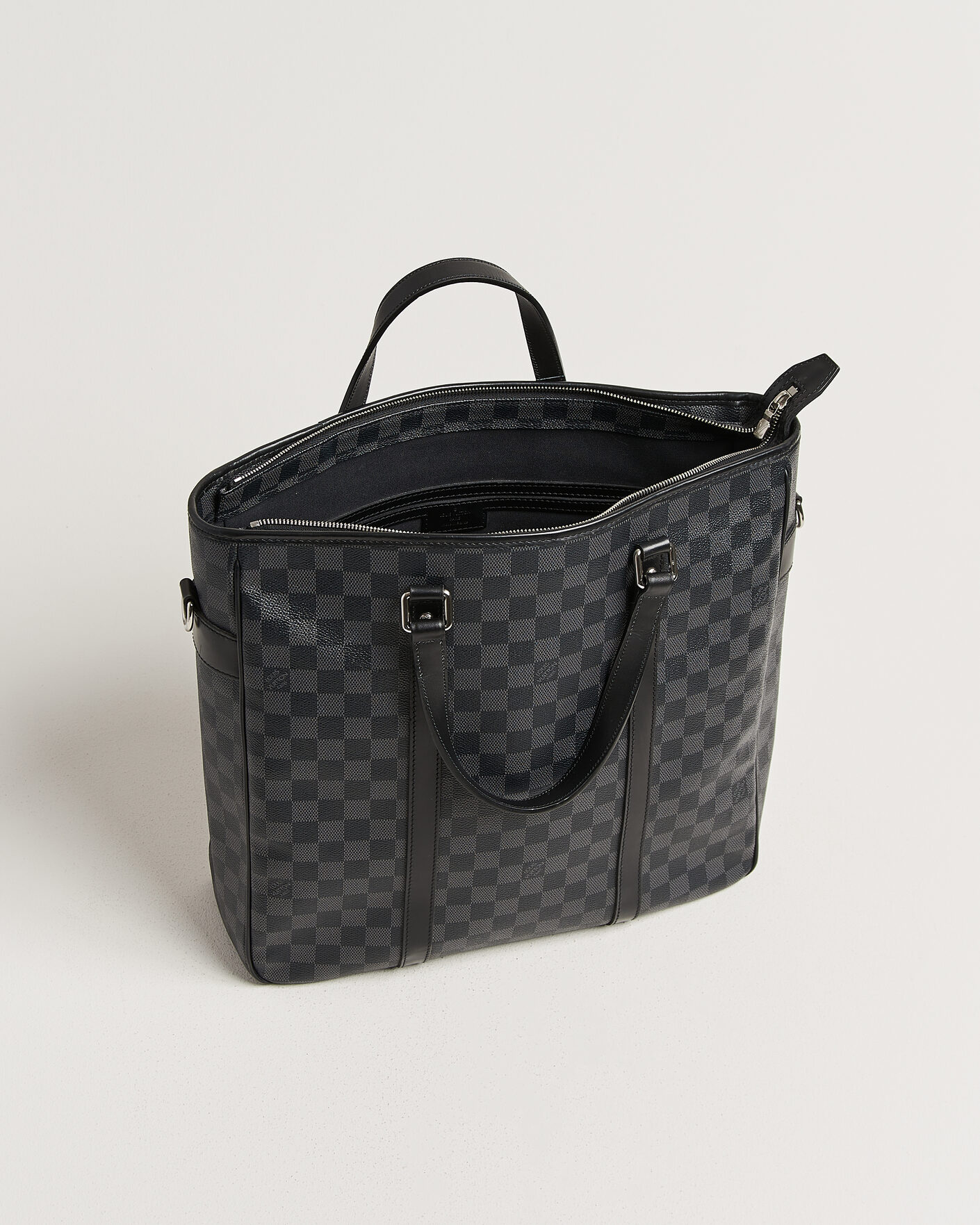 Homme | Pre-Owned & Vintage Bags | Louis Vuitton Pre-Owned | Tadao Tote Bag Damier Graphite