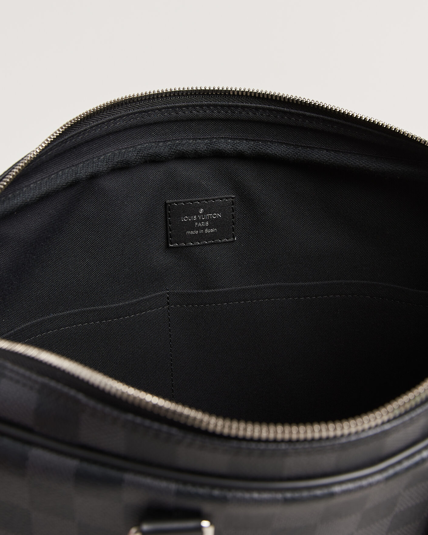 Homme | Pre-Owned & Vintage Bags | Louis Vuitton Pre-Owned | Porte Documents Damier Graphite