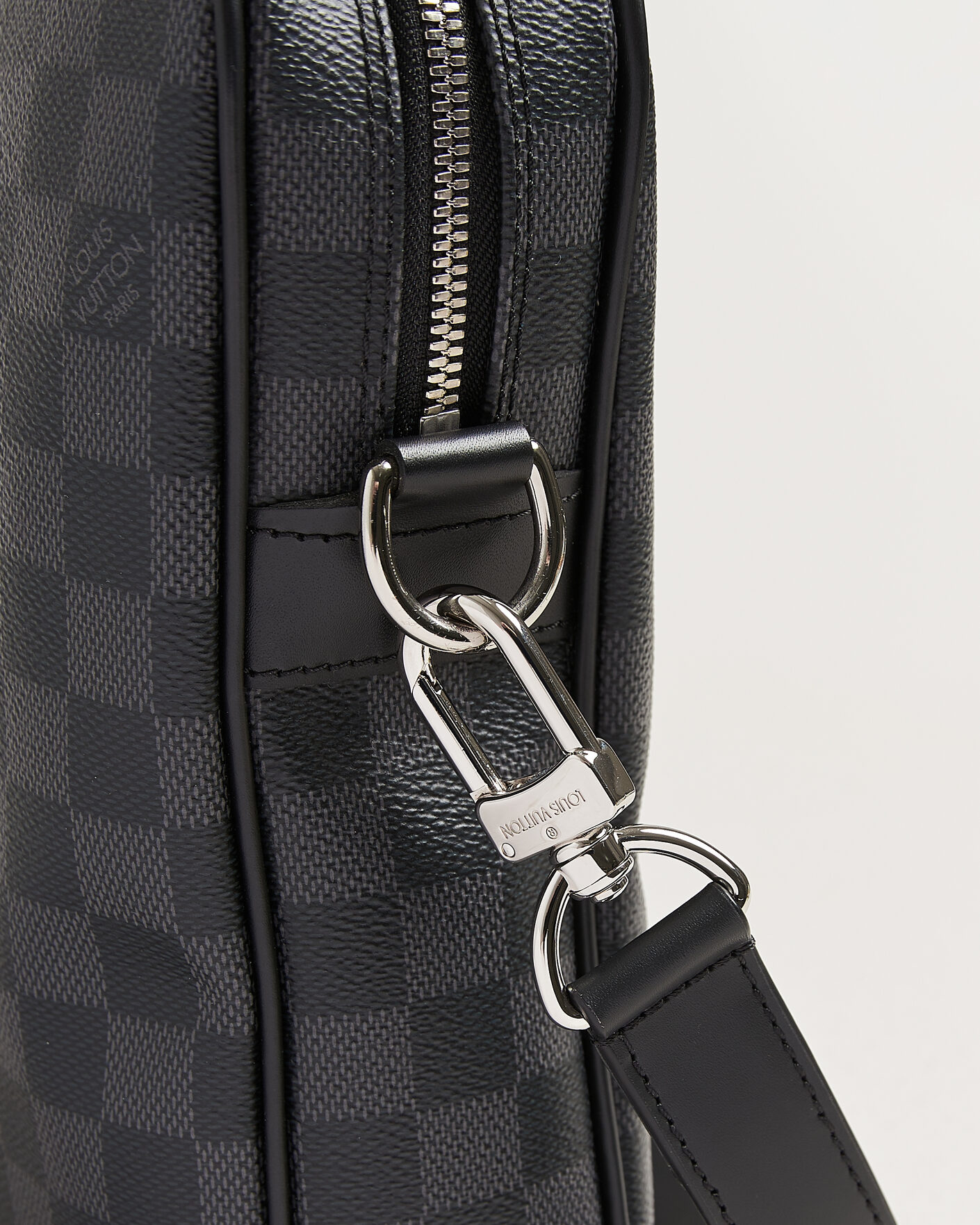 Homme | Pre-Owned & Vintage Bags | Louis Vuitton Pre-Owned | Porte Documents Damier Graphite
