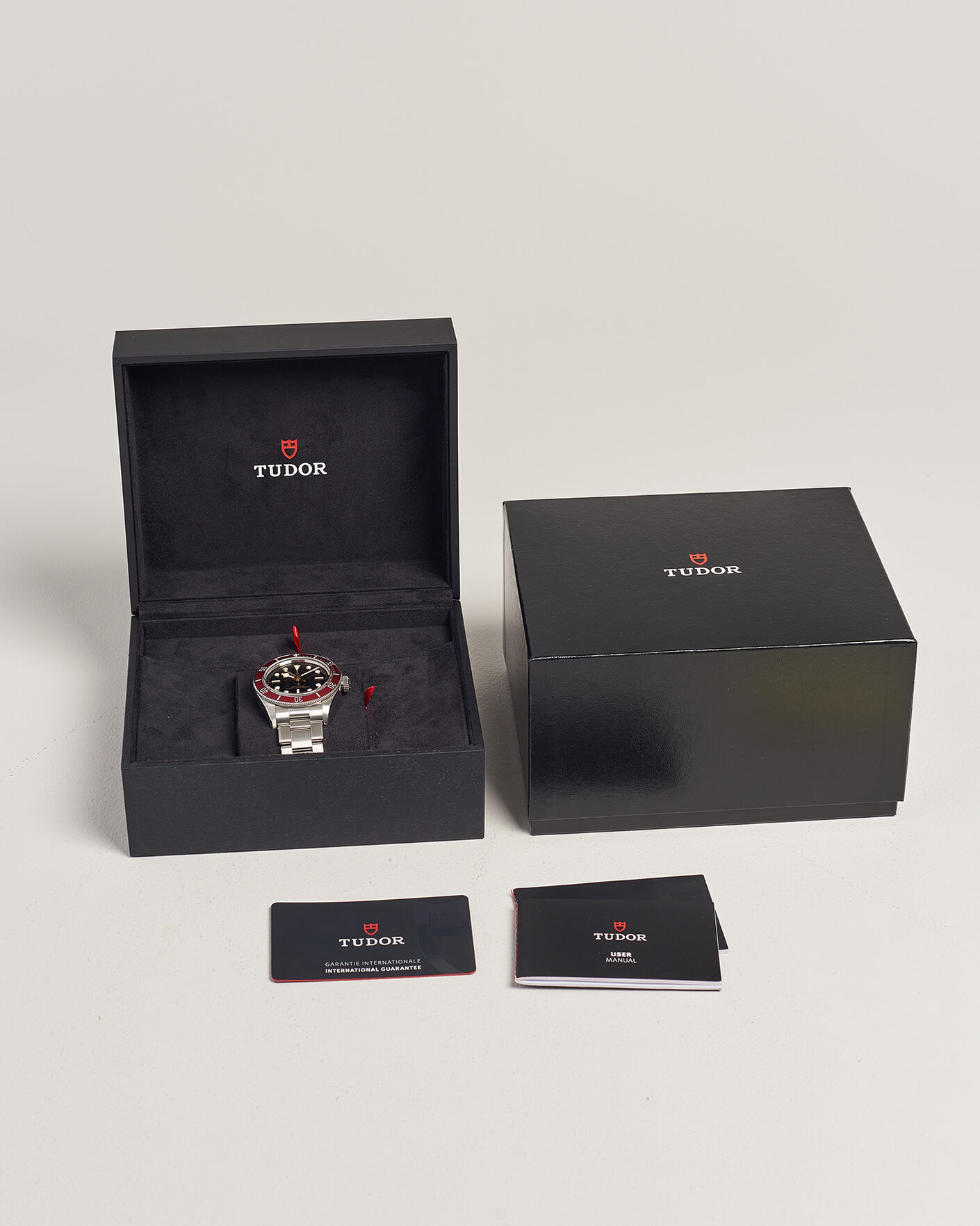 Homme | Pre-Owned & Vintage Watches | Tudor Pre-Owned | Black Bay Burgundy 41