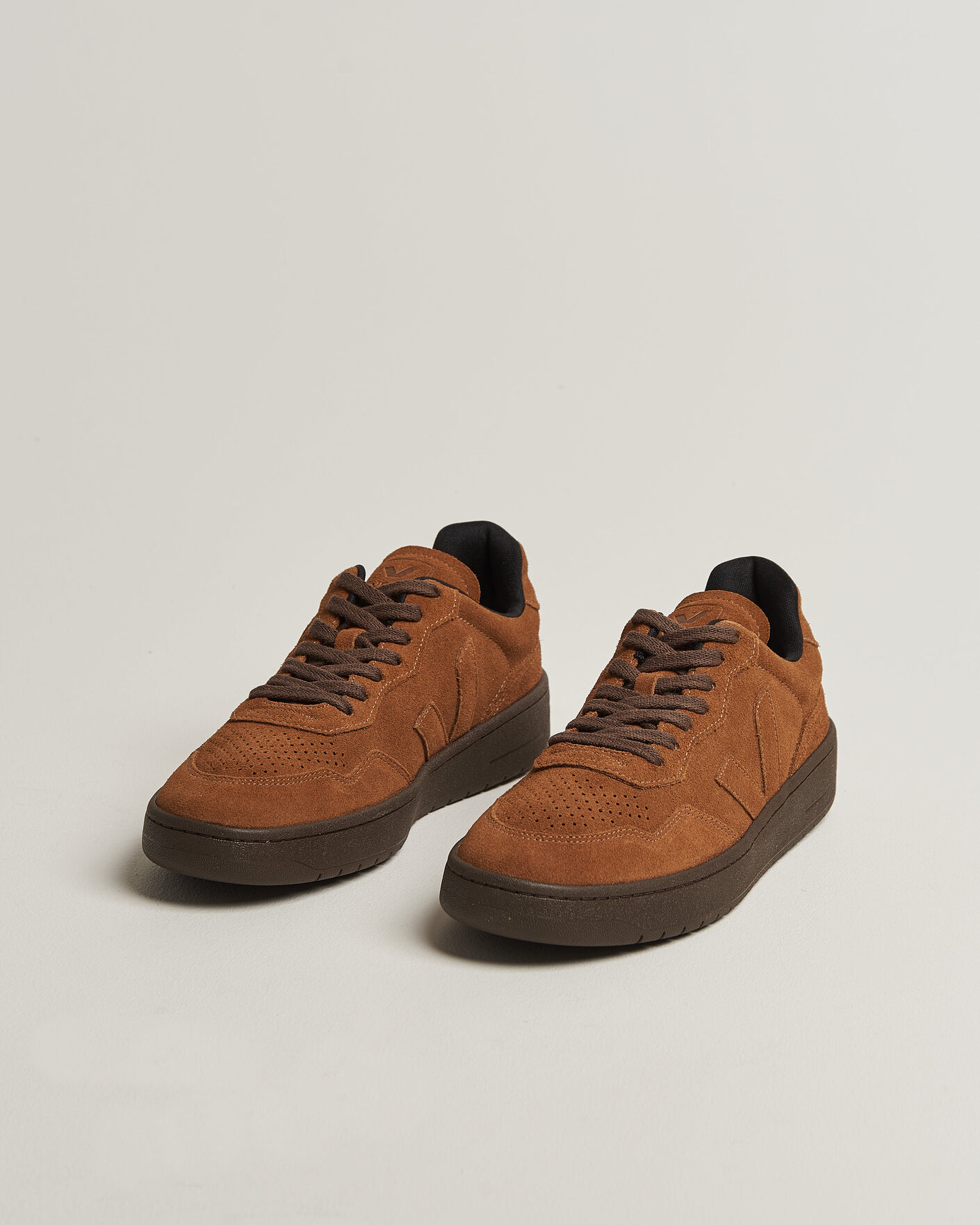 Homme | Baskets | Veja | V-90 Suede Sneaker Full Cognac/Eagle