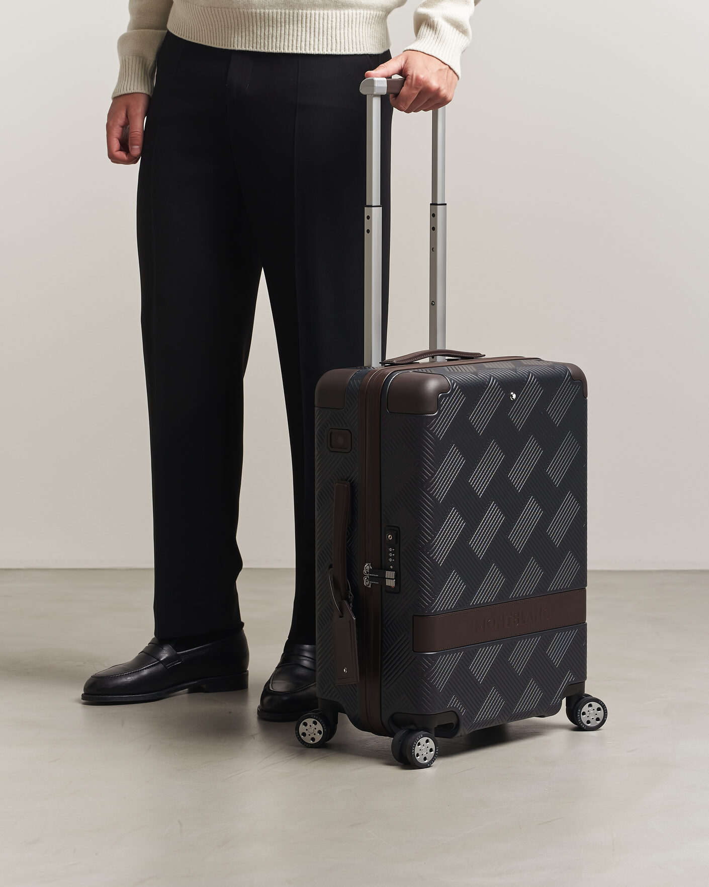Homme | Sacs | Montblanc | #MY4810 Cabin Extreme 3.0 Compact Trolley Navy Blue