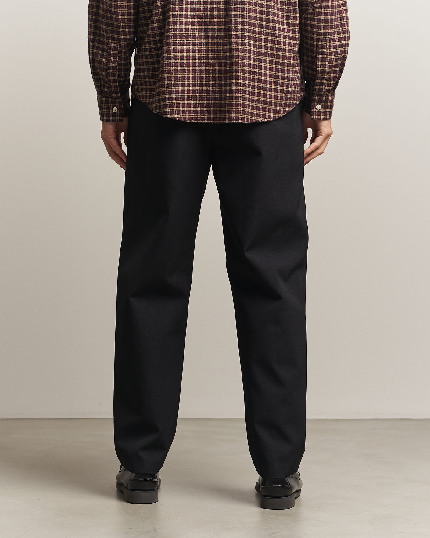 Homme | Pantalons | A.P.C. | Renato Pleated Trousers Black
