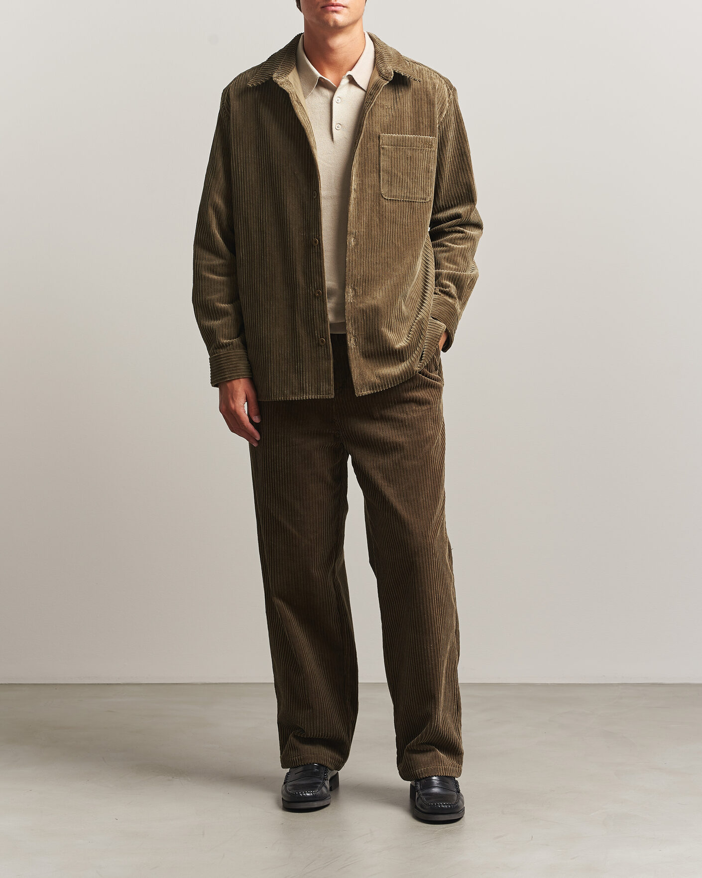 Homme | Chemises | A.P.C. | Mateo Corduroy Overshirt Taupe