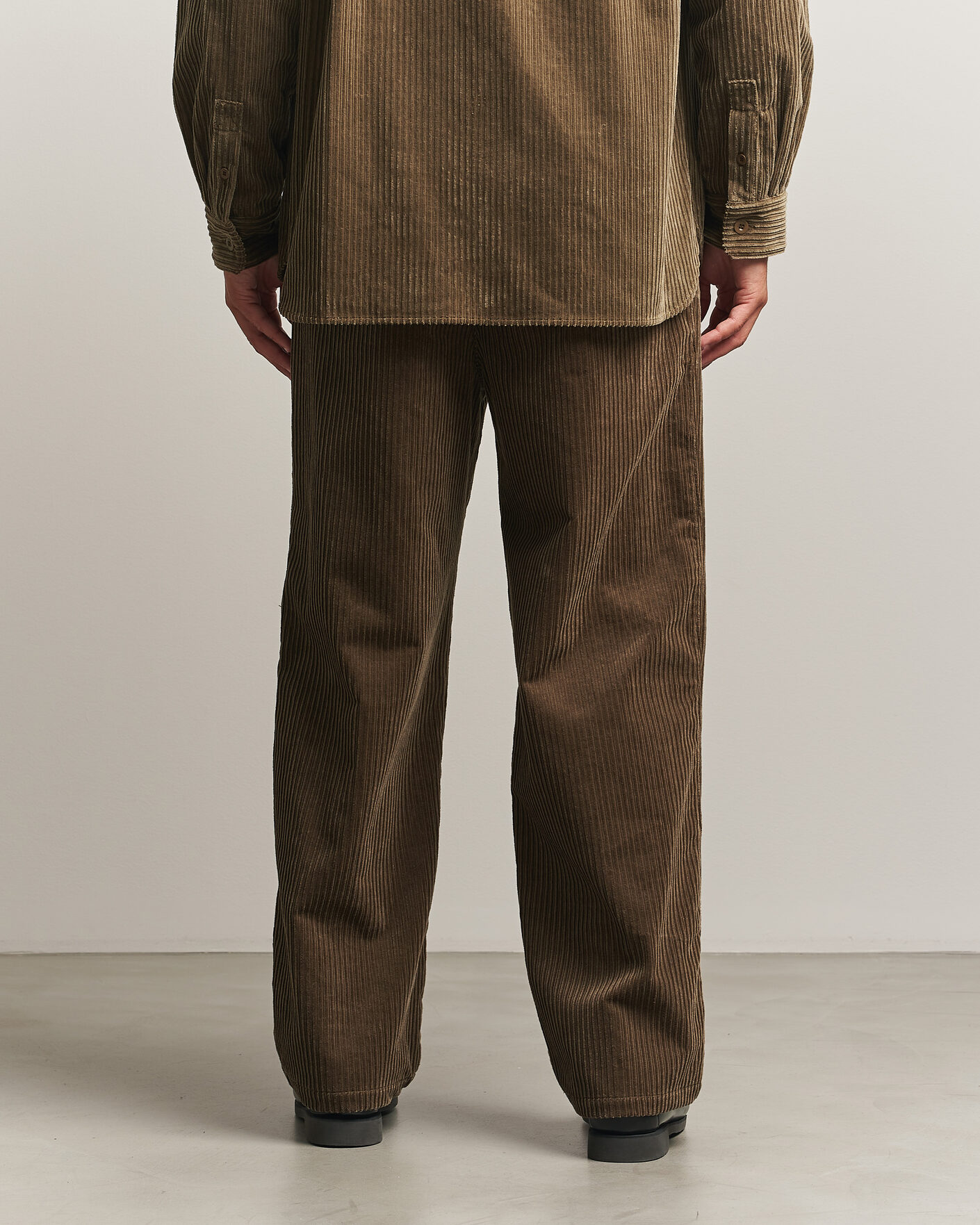 Homme | Pantalons | A.P.C. | Ricky Corduroy Trousers Taupe