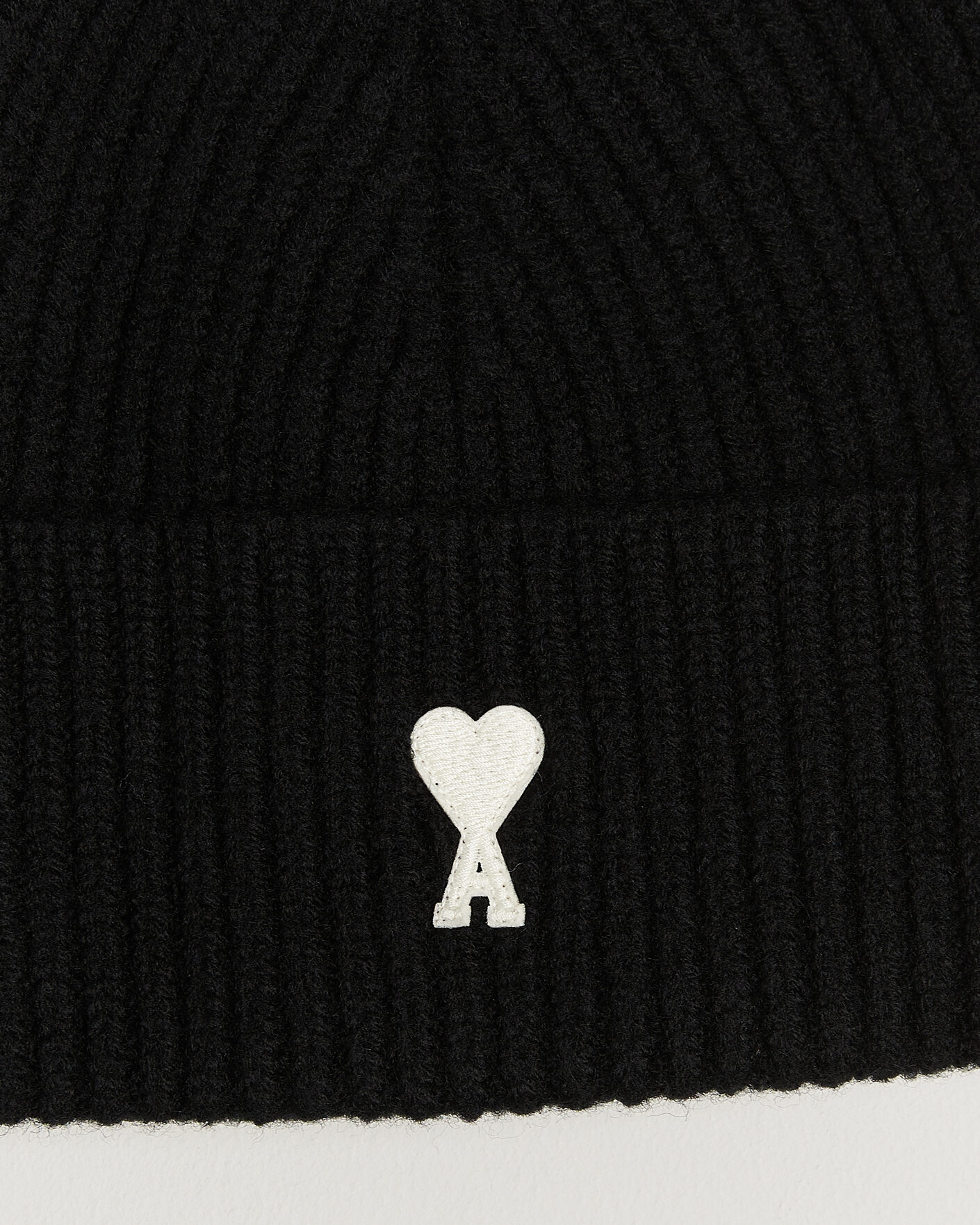 Homme | Bonnets | AMI | Contrasted Heart Logo Beanie Black