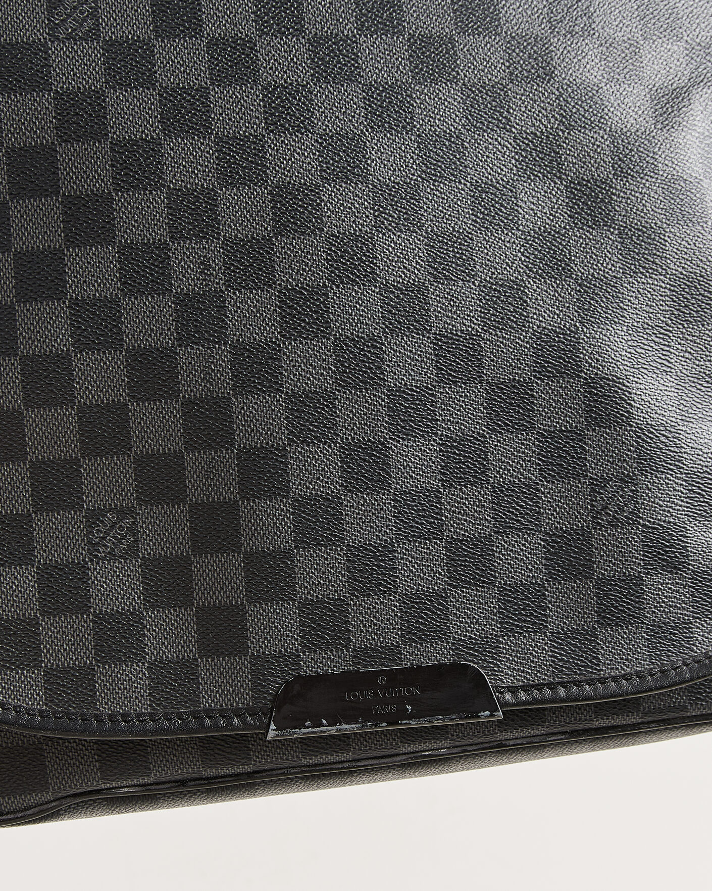 Homme | Pre-Owned & Vintage Bags | Louis Vuitton Pre-Owned | Daniel Shoulder Bag MM Damier Graphite