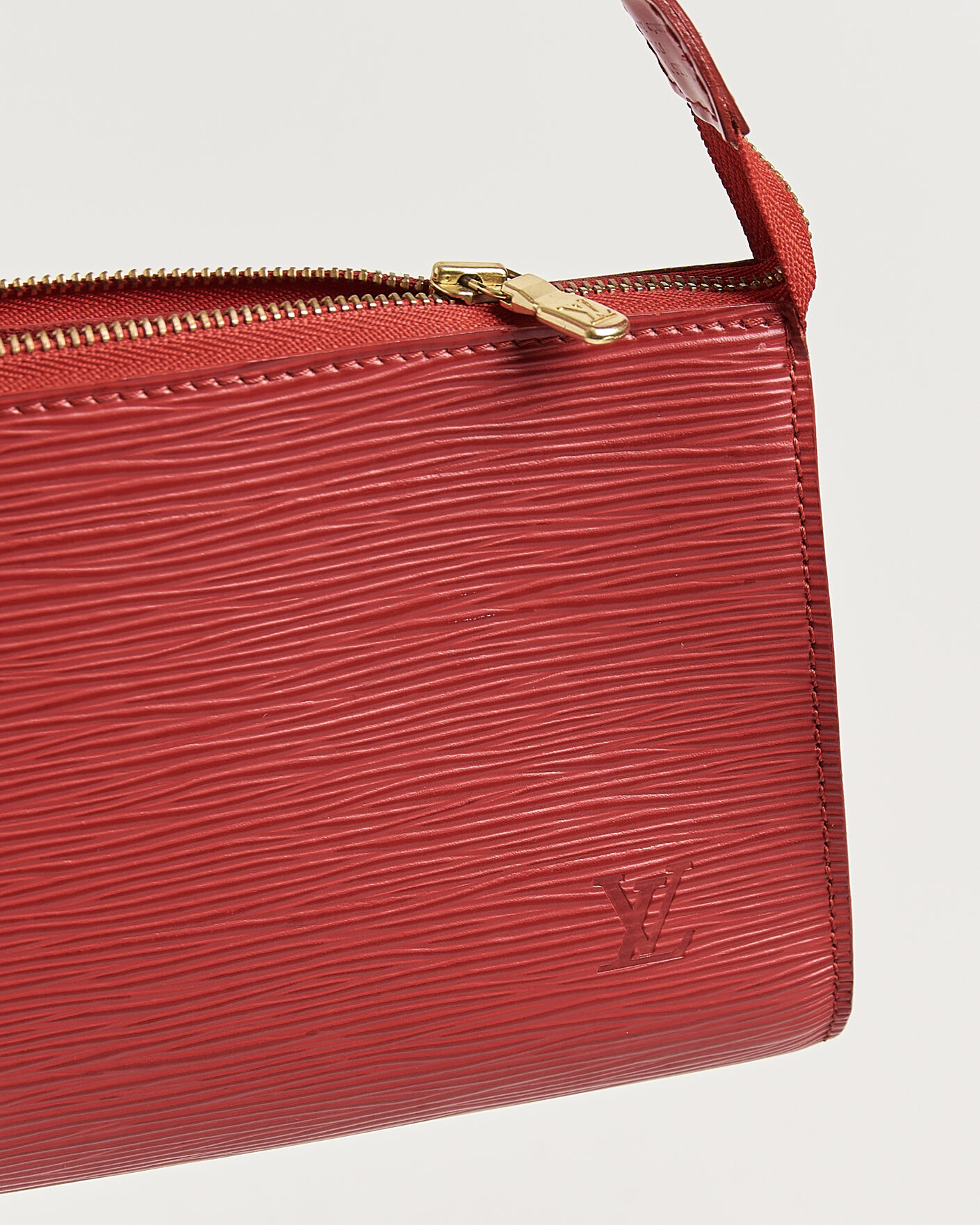Homme | Pre-Owned & Vintage Bags | Louis Vuitton Pre-Owned | Pochette Accessoires Epi Leather Red