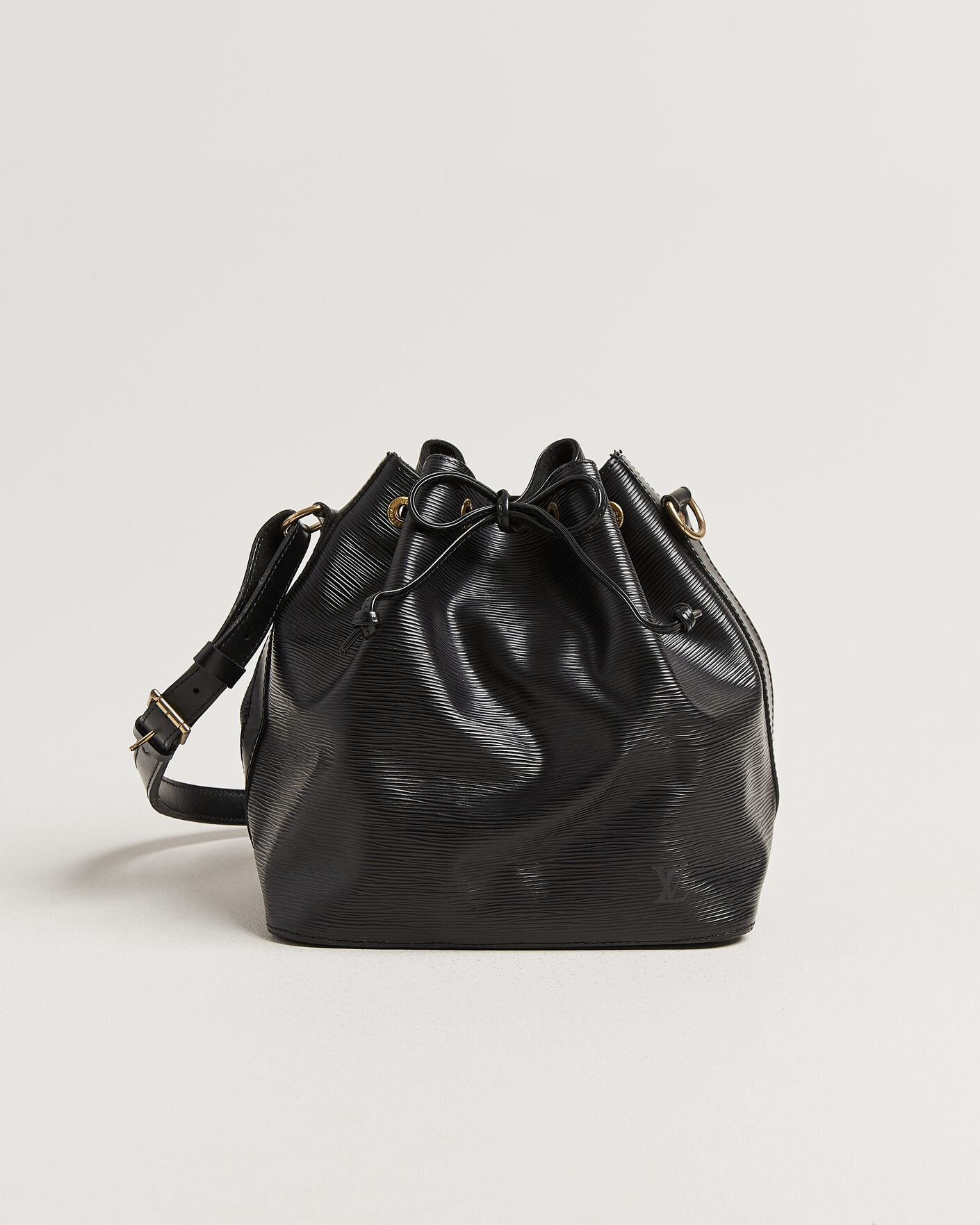 Homme | Pre-Owned & Vintage Bags | Louis Vuitton Pre-Owned | Petit Noé Epi Leather Black