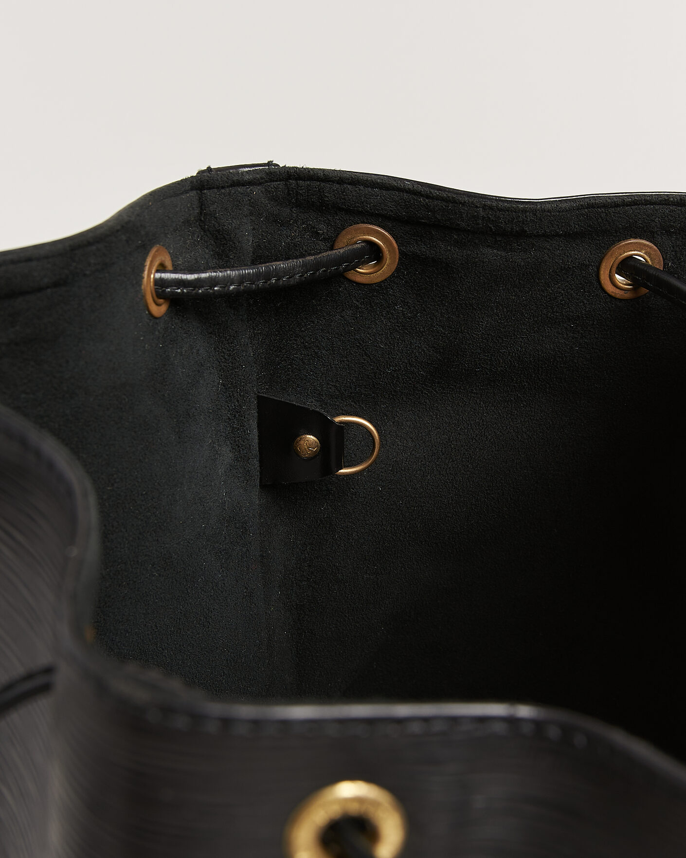 Homme | Pre-Owned & Vintage Bags | Louis Vuitton Pre-Owned | Petit Noé Epi Leather Black