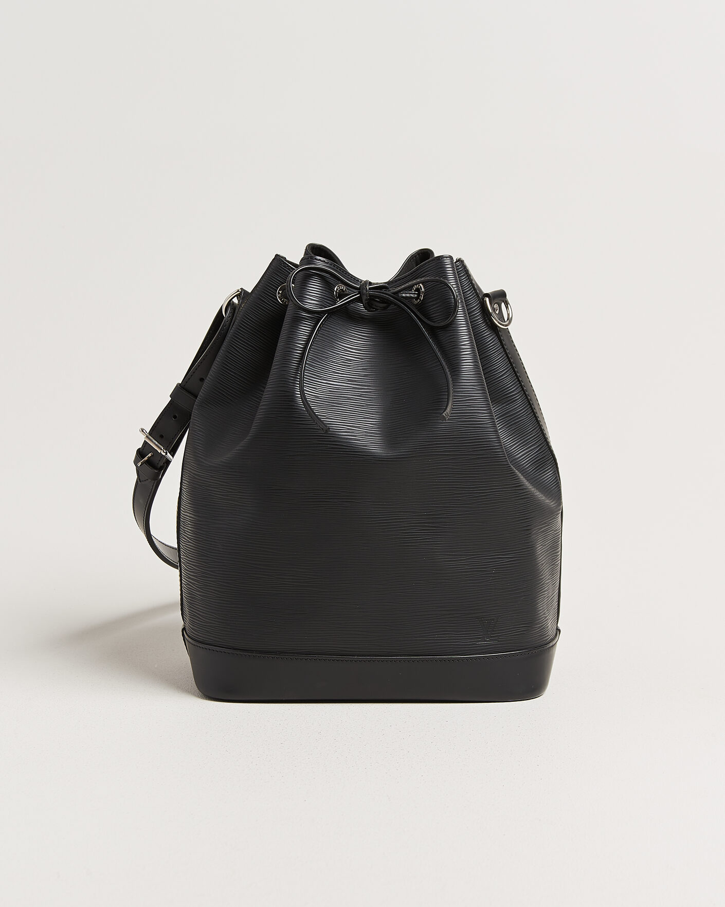Homme | Pre-Owned & Vintage Bags | Louis Vuitton Pre-Owned | Noé Epi Leather Black