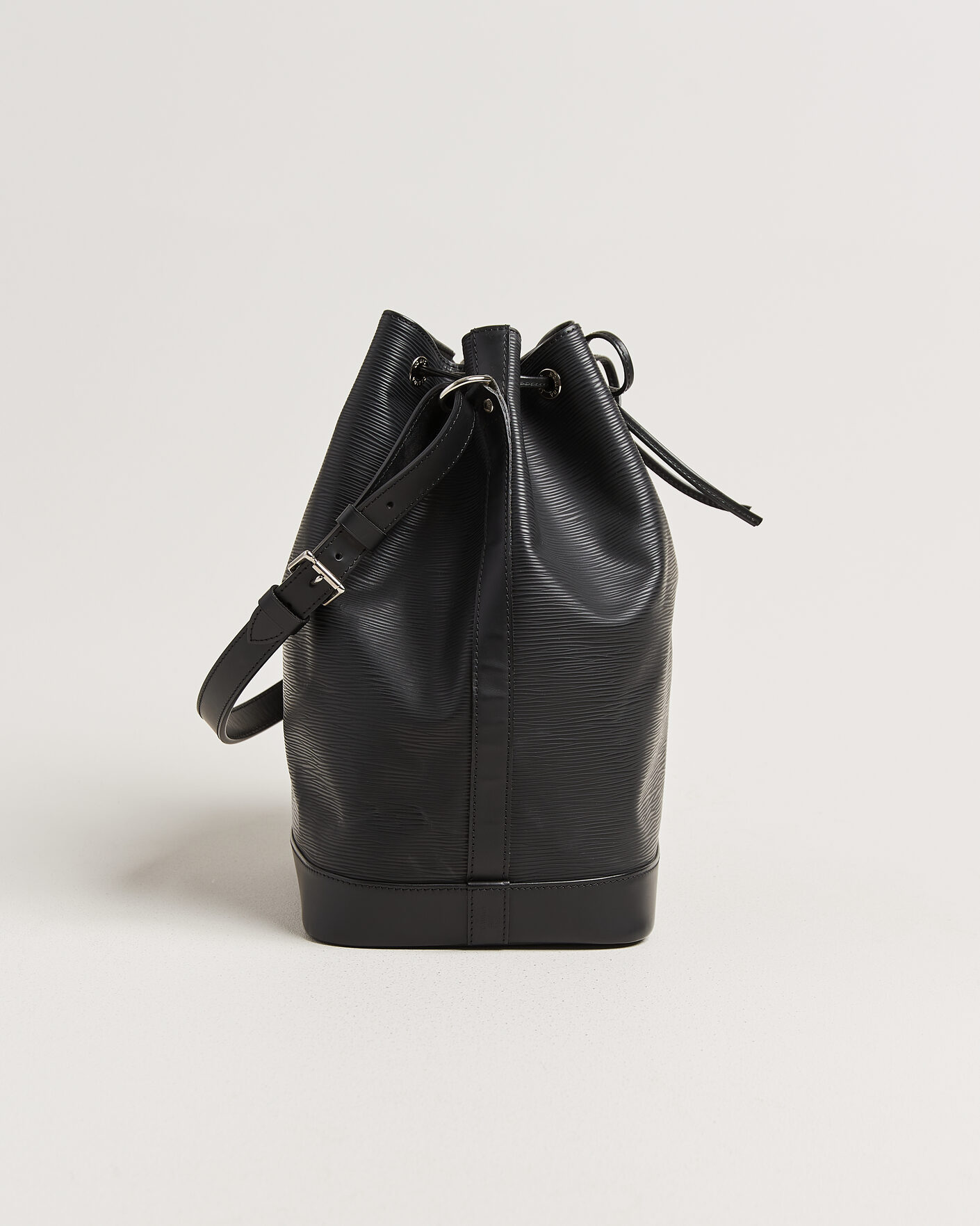 Homme | Pre-Owned & Vintage Bags | Louis Vuitton Pre-Owned | Noé Epi Leather Black