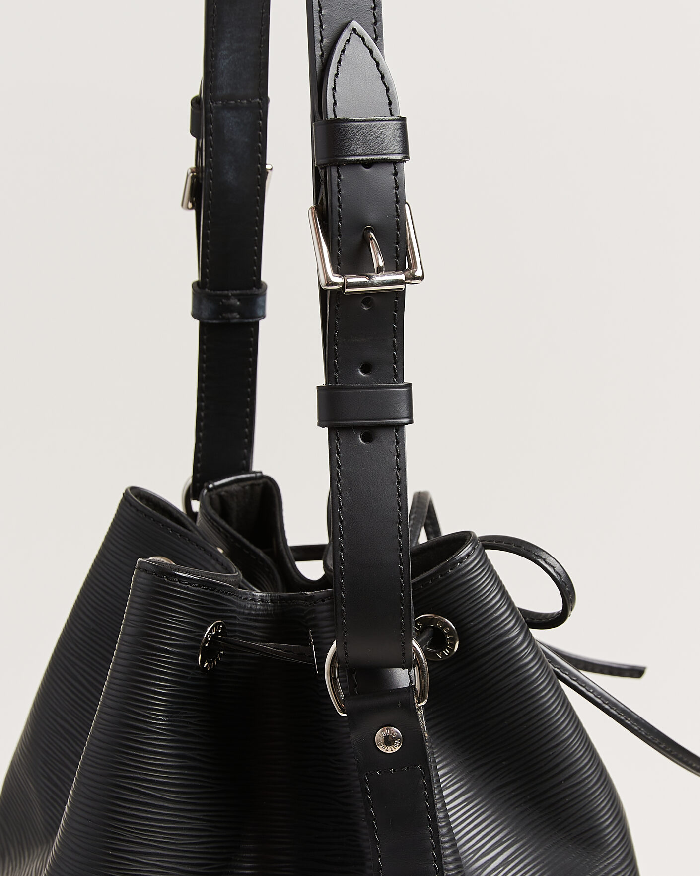 Homme | Pre-Owned & Vintage Bags | Louis Vuitton Pre-Owned | Noé Epi Leather Black