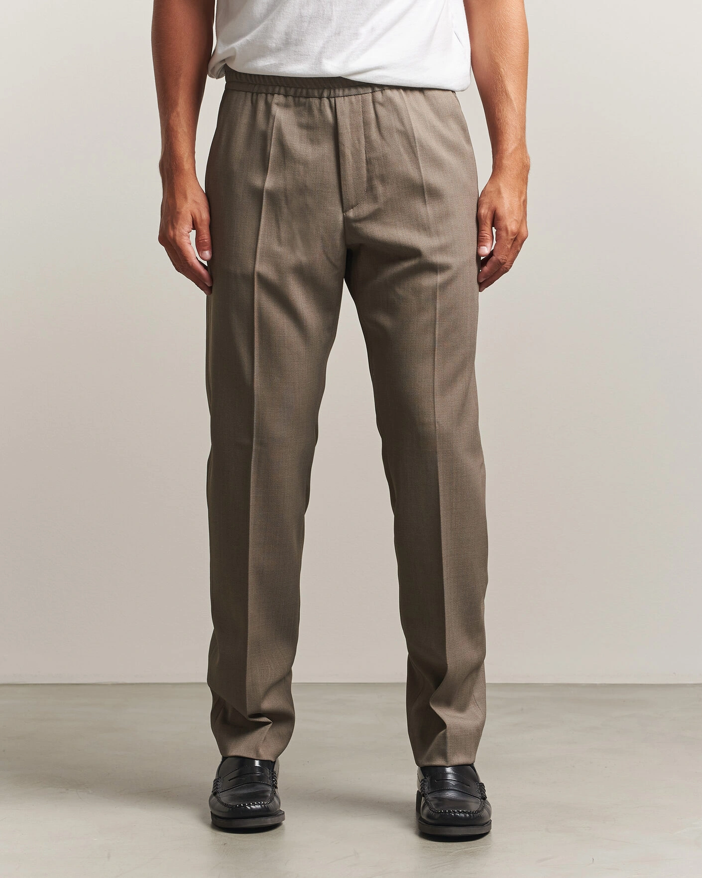 Homme | Pantalons | Filippa K | Theo Relaxed Wool Trousers Stone Taupe