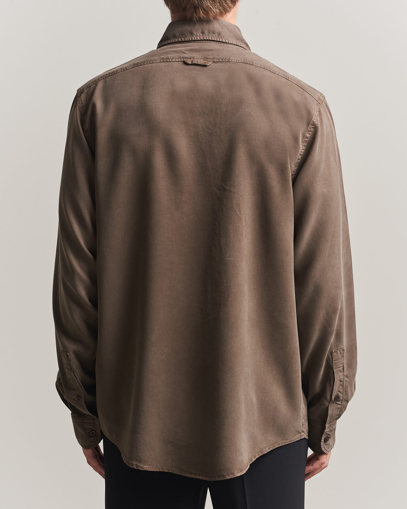 Homme | Chemises | Filippa K | Zack Lyocell Shirt Ebony Brown