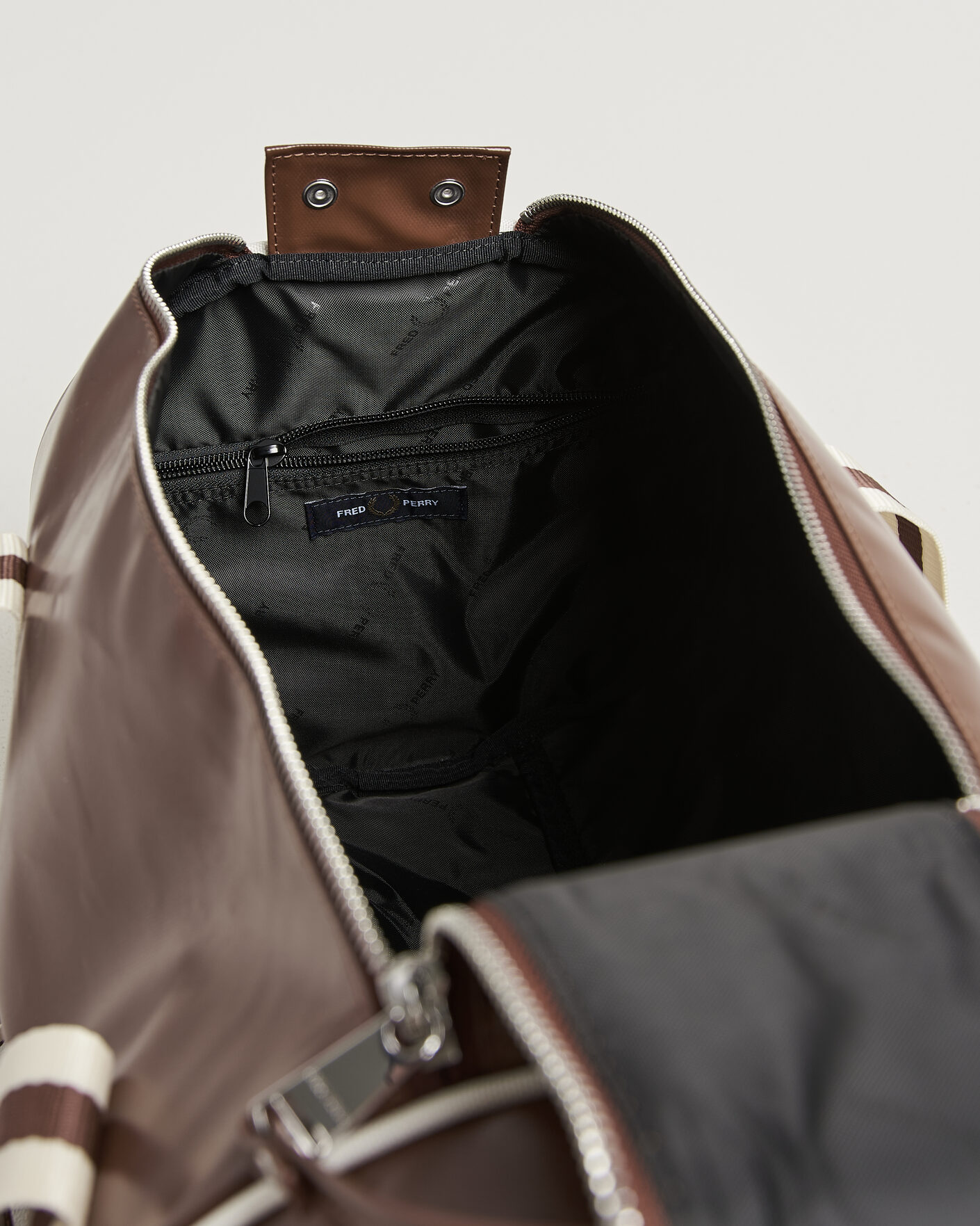 Homme | Sacs | Fred Perry | Classic Barrel Bag Tan