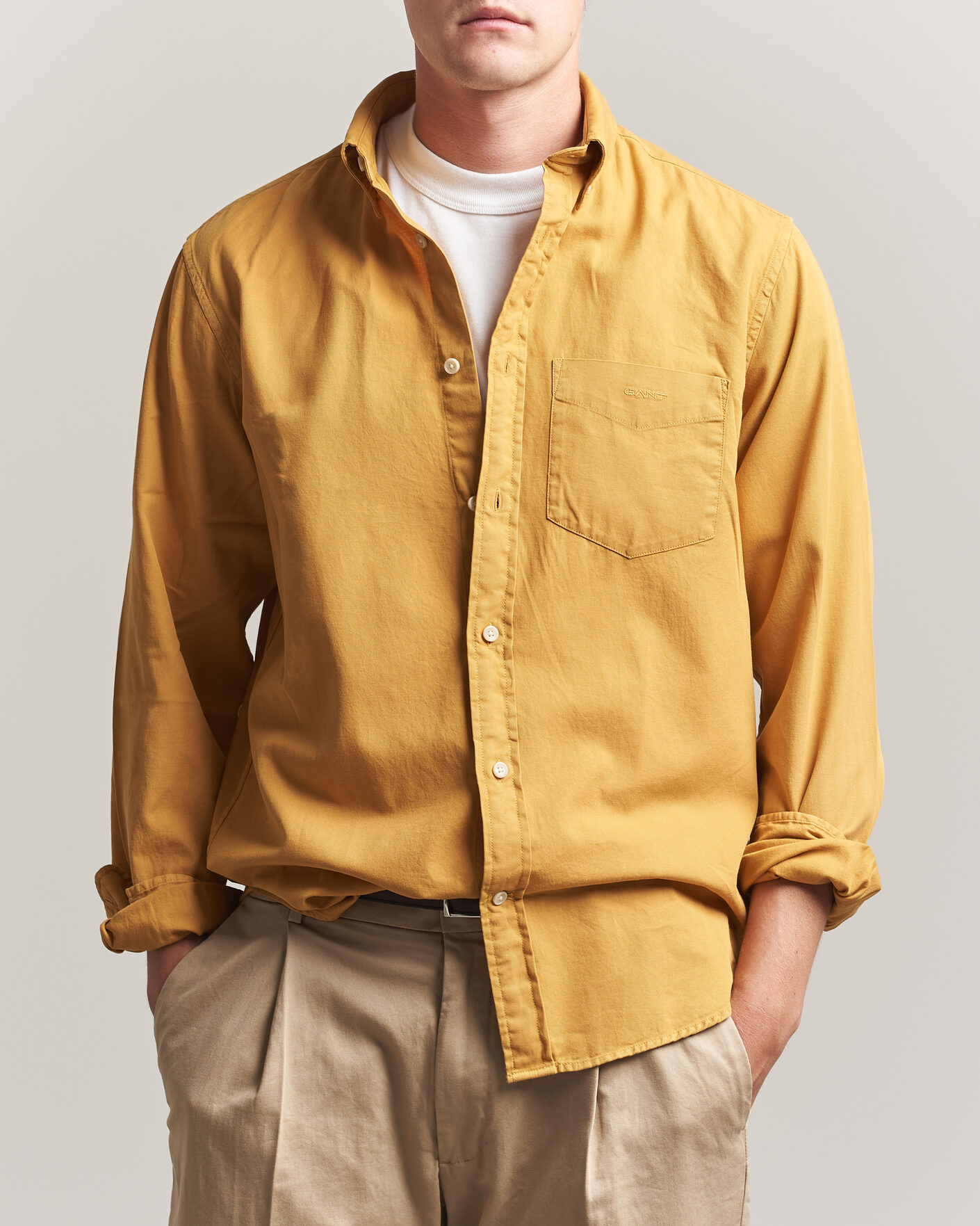 Homme | Chemises | Gant | Regular Fit Garment Dyed Twill Shirt Turmeric Shine
