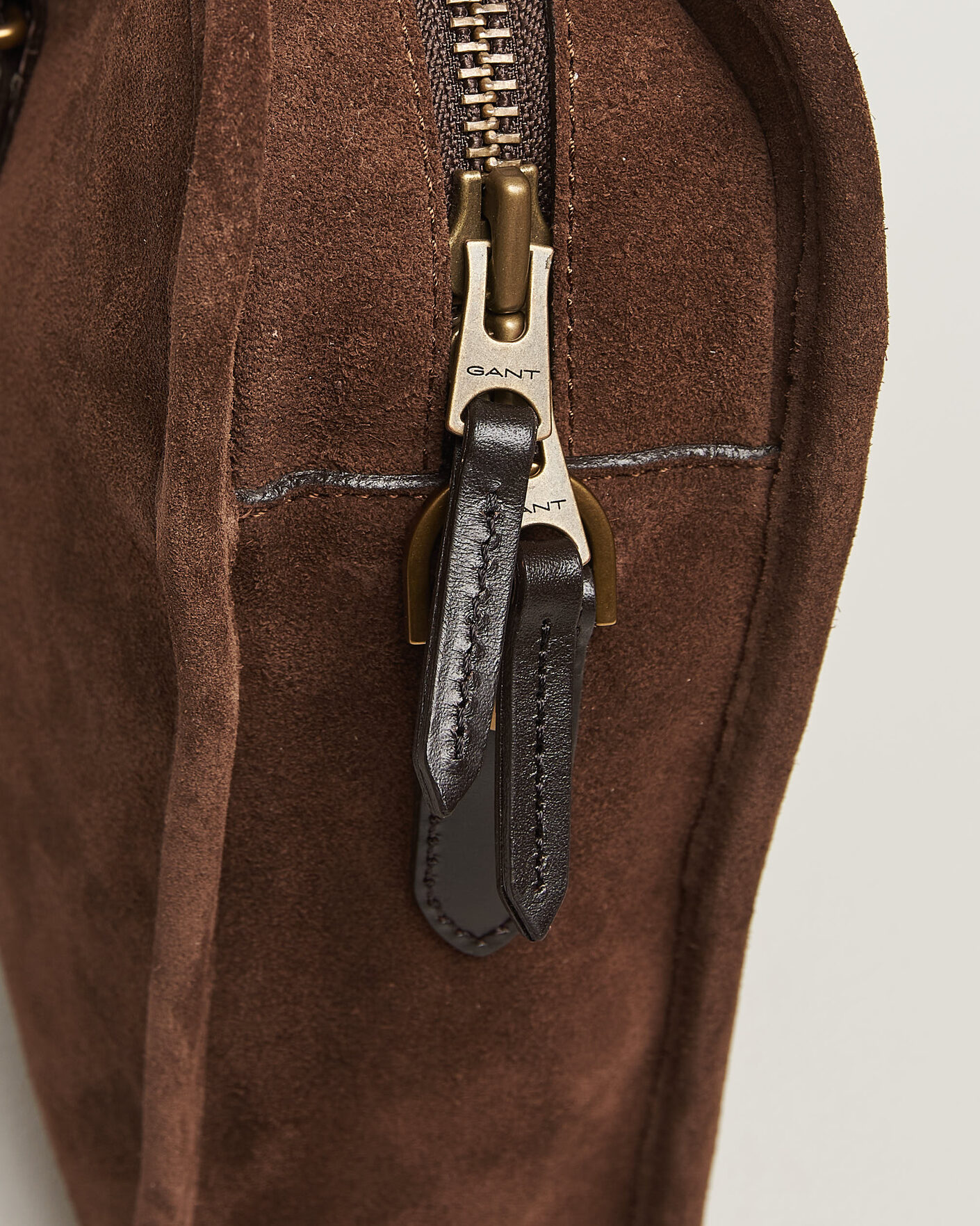 Homme | Sacs | Gant | Suede Commuter Bag Soil Brown