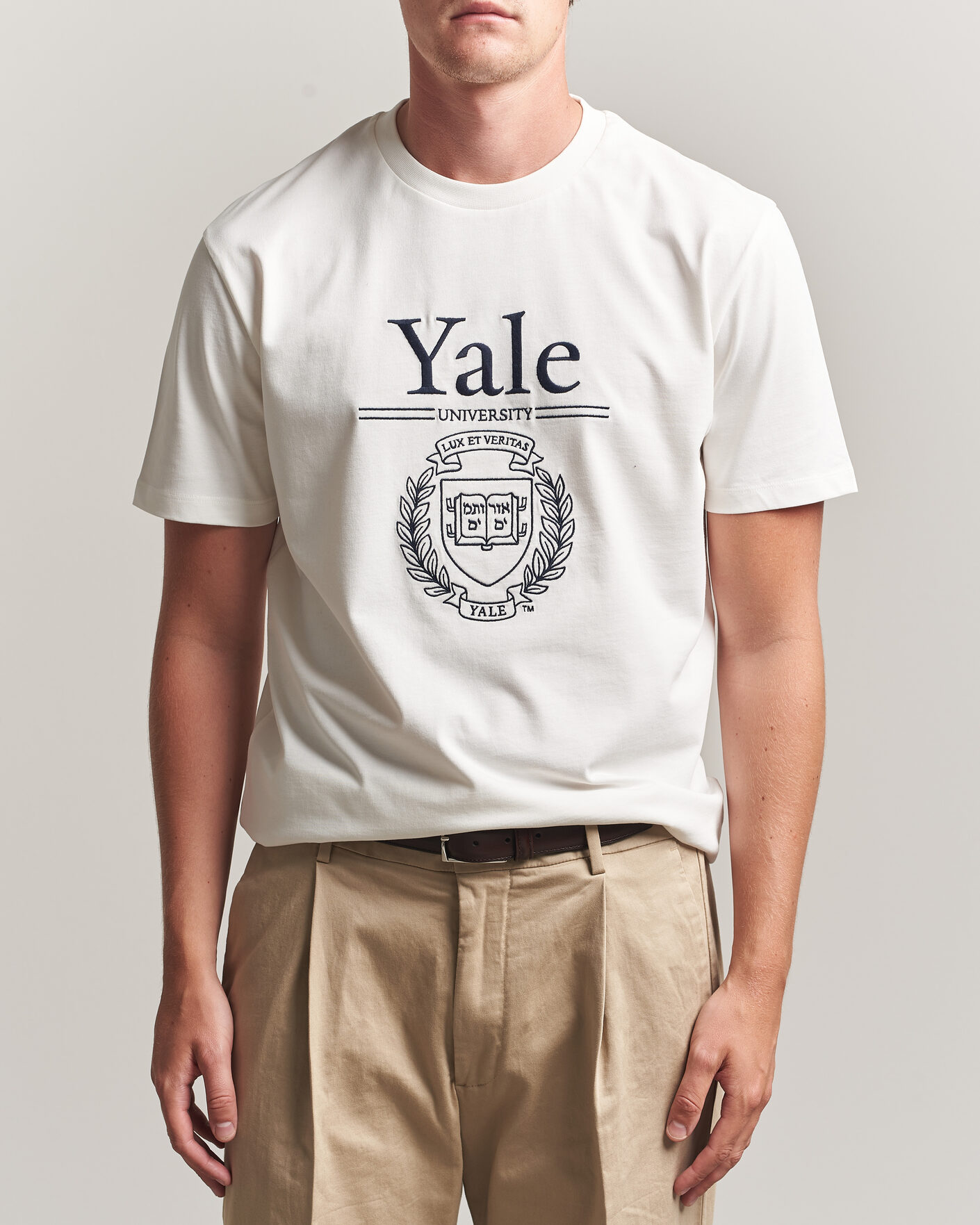 Homme | T-shirts | Gant | YALE Crew Neck T-Shirt Eggshell
