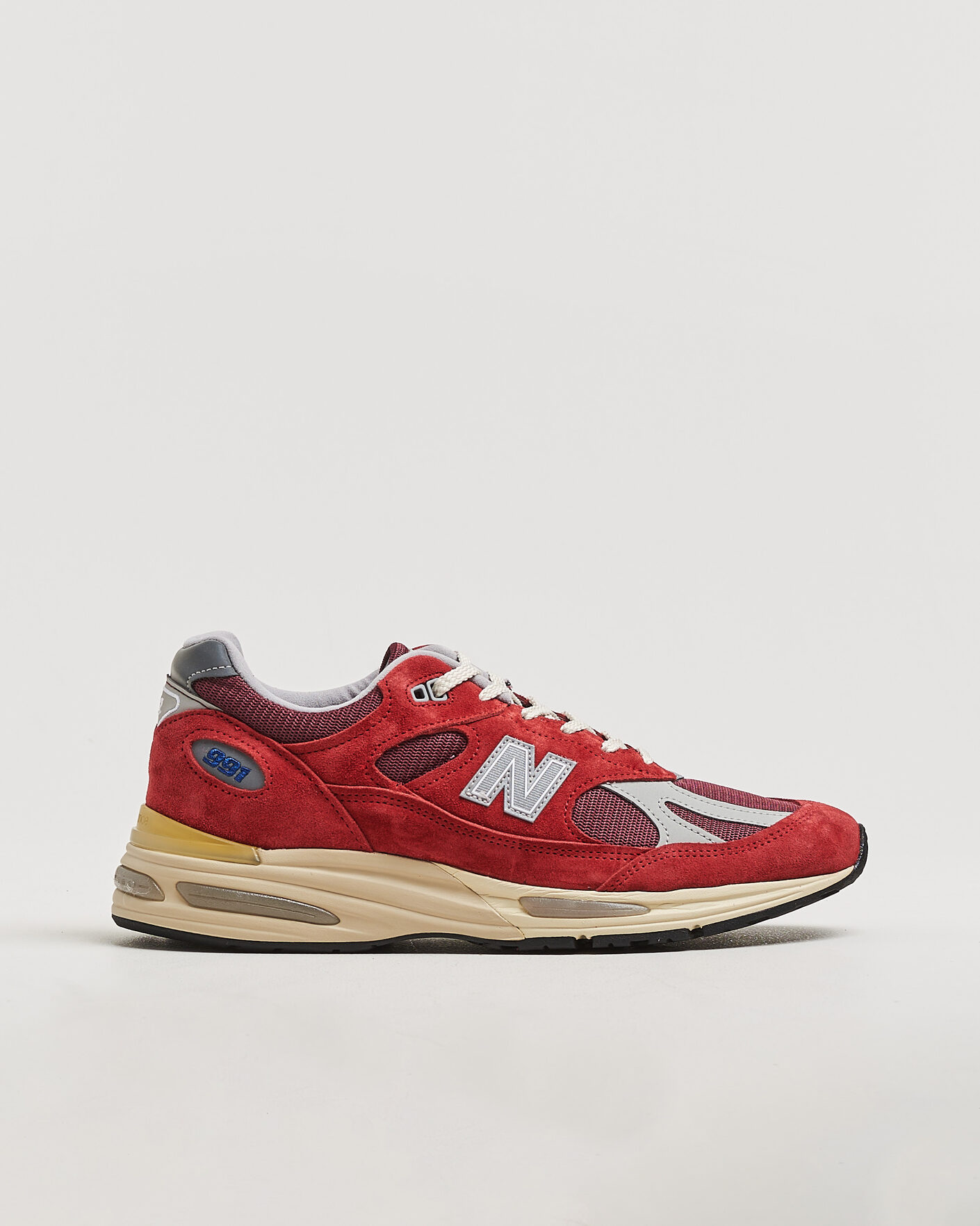 Homme | Baskets | New Balance Made In US & UK | New Balance Made in Made in UK 991v2 Vintage Sports Karanda Red