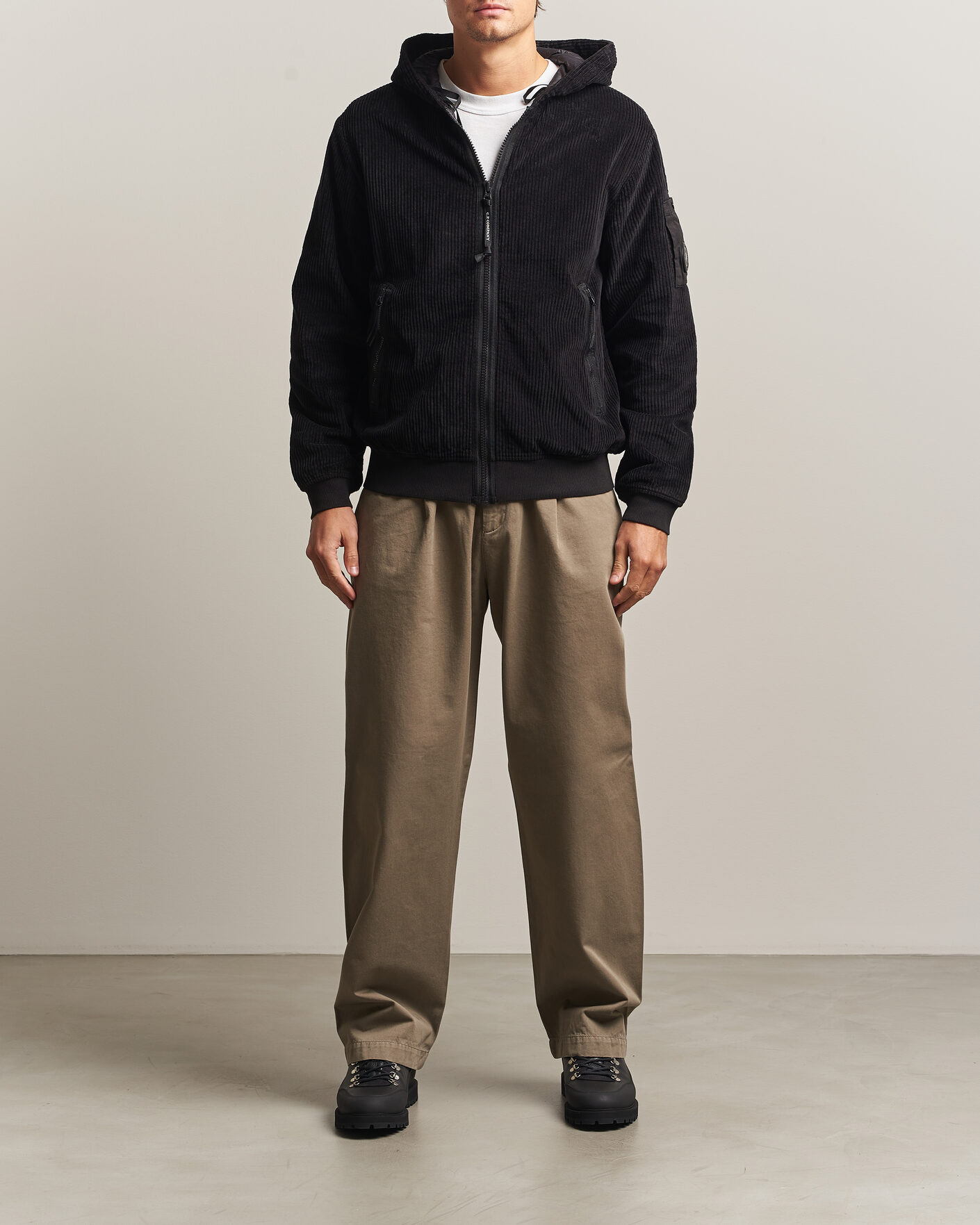 Homme | Manteaux Et Vestes | C.P. Company | Light Padded Hood Corduroy Jacket Black