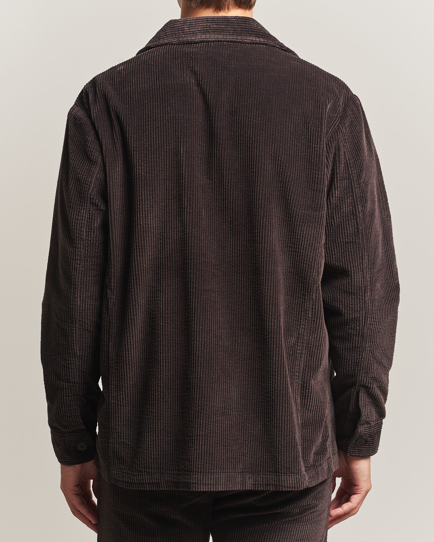 Homme | Chemises | KnowledgeCotton Apparel | Cotton Corduroy Overshirt Chocolate