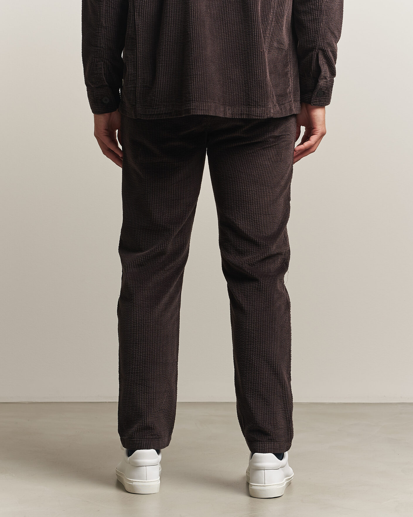 Homme | Pantalons | KnowledgeCotton Apparel | Chuck Regular Cord Trousers Chocolate
