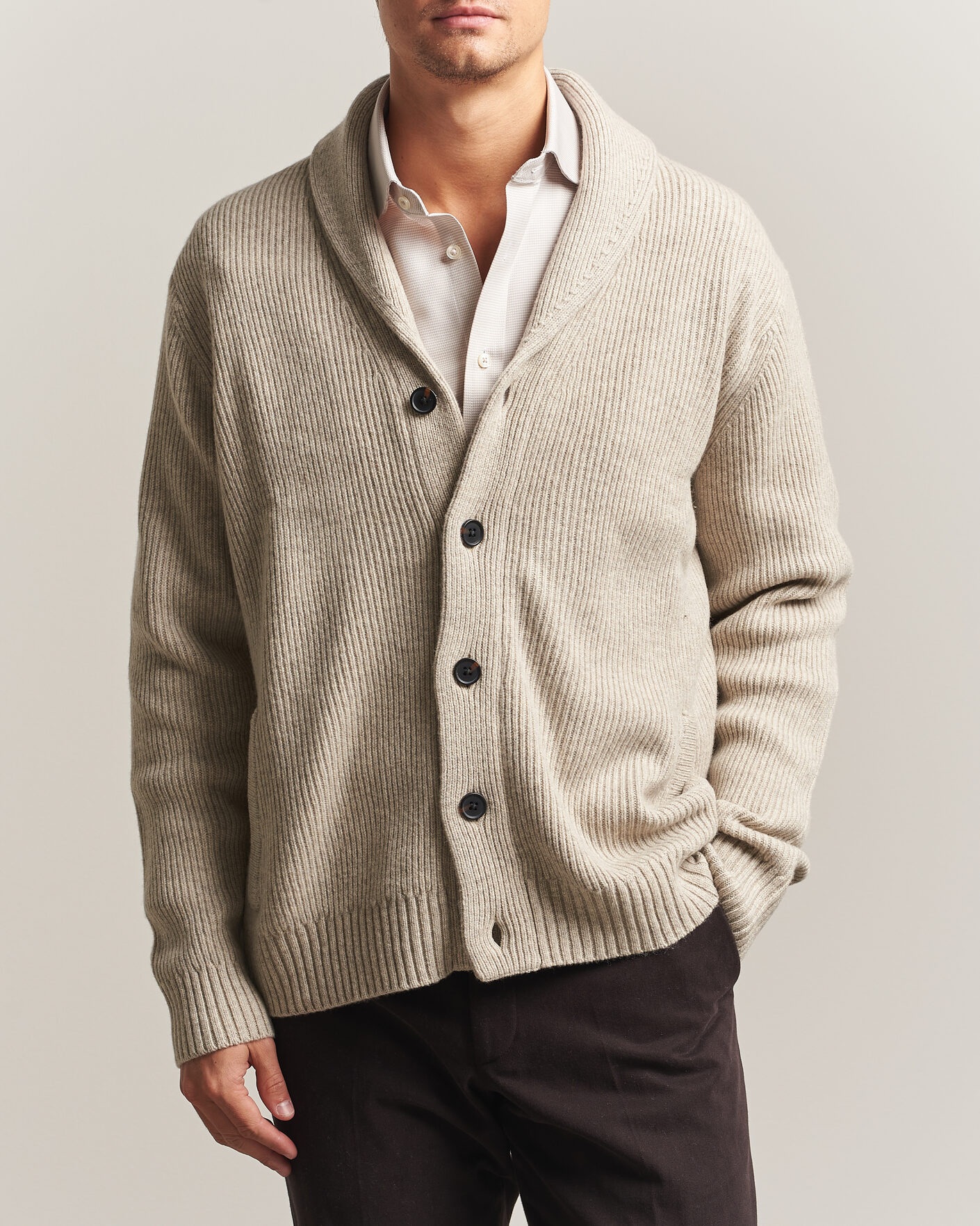 Homme | Pulls Et Tricots | Charles Tyrwhitt | Chunky Merino Shawl Neck Cardigan Oat