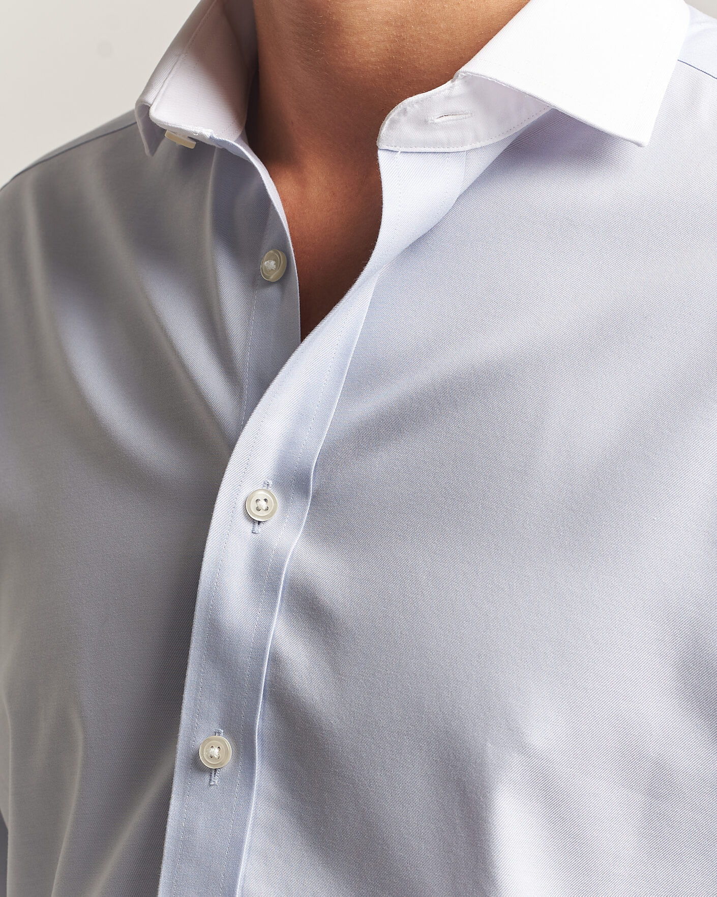 Homme | Chemises | Charles Tyrwhitt | Slim Fit Non Iron Plain Winchester Shirt Light Blue