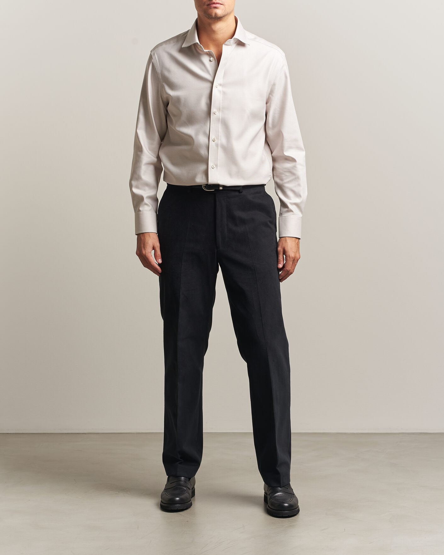 Homme | Chemises | Charles Tyrwhitt | Slim Fit Non Iron Trafalgar Weave Shirt Stone