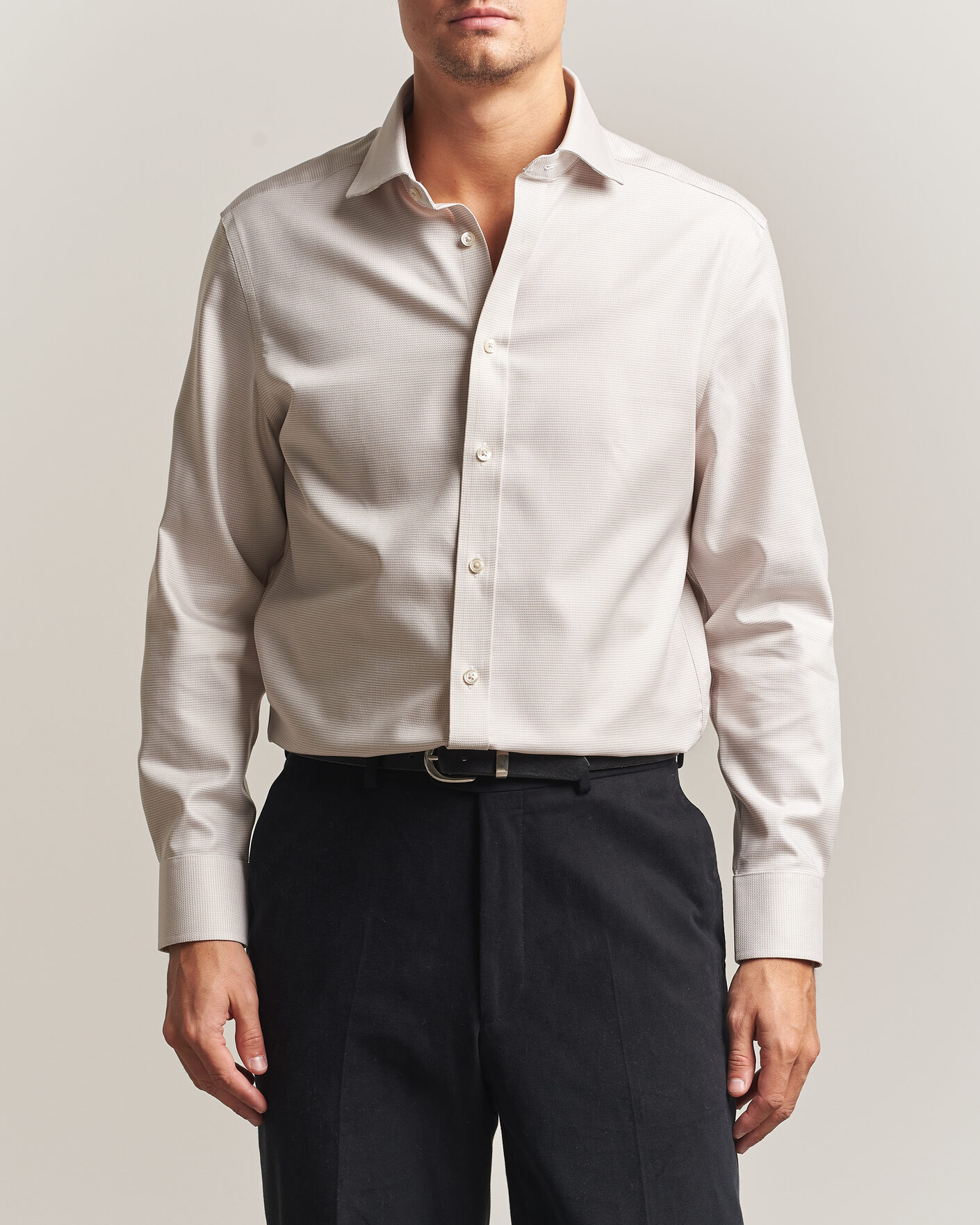Homme | Chemises | Charles Tyrwhitt | Slim Fit Non Iron Trafalgar Weave Shirt Stone