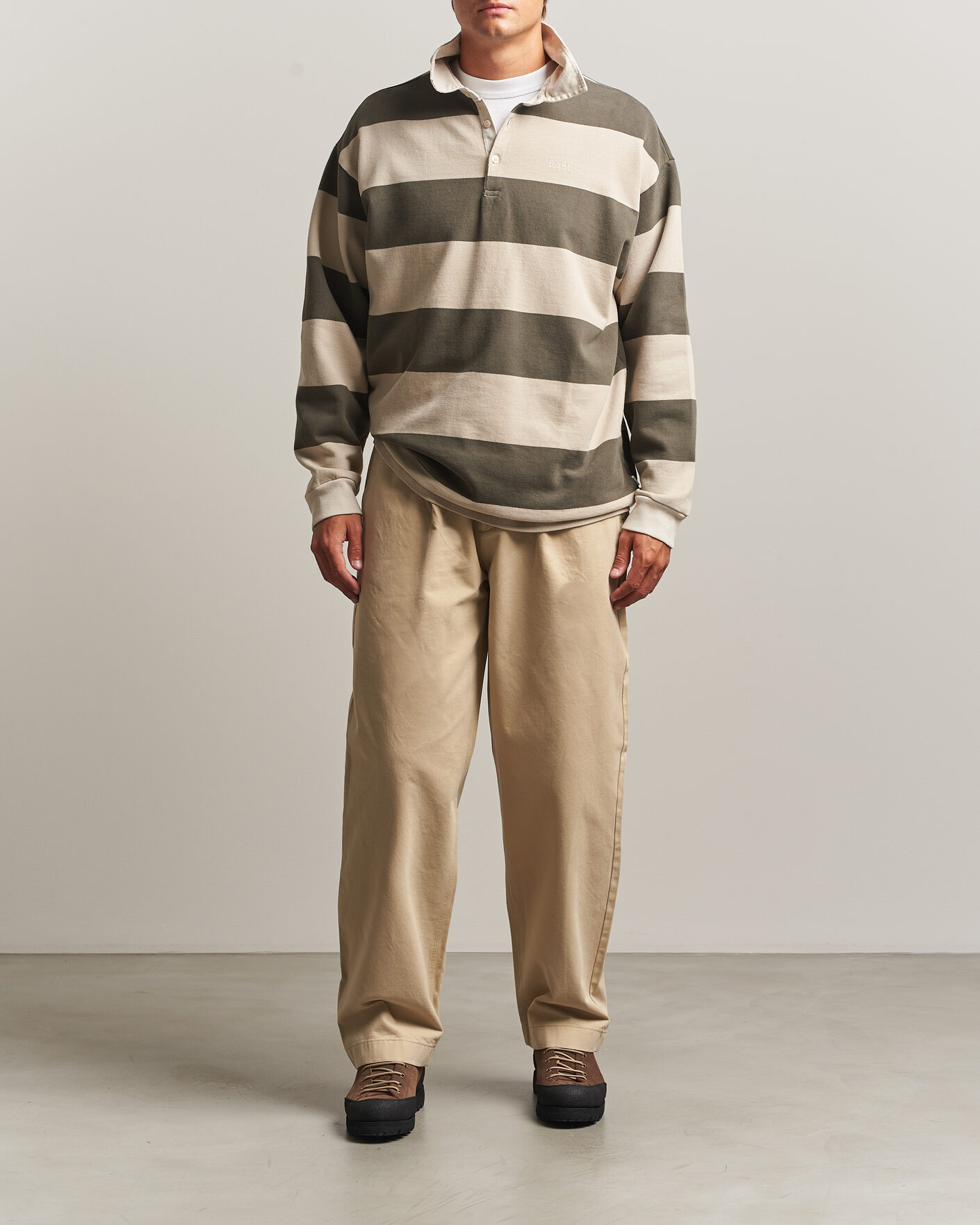 Homme | Pantalons | Forét | Writer Relaxed Fit Pleated Pants Uniform Khaki