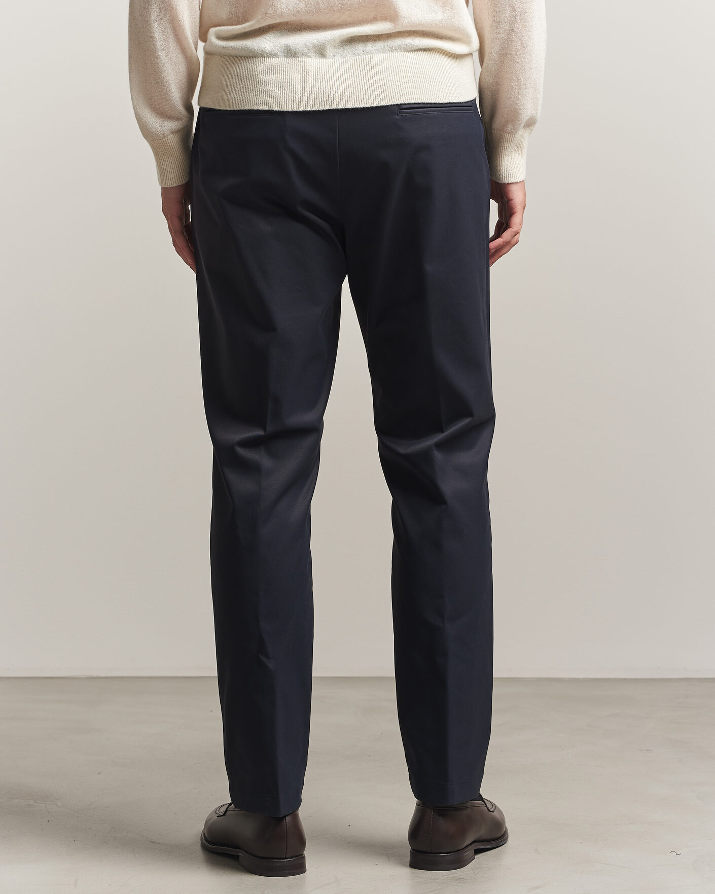 Homme | Pantalons | Herno | Pleated Technical Cotton Trousers Navy