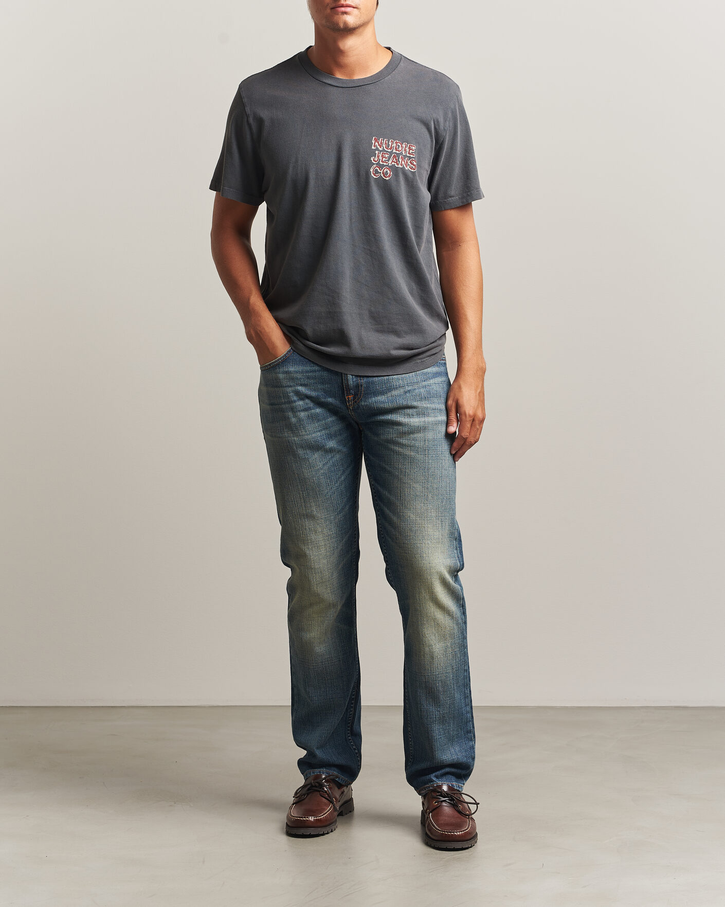 Homme | T-shirts | Nudie Jeans | Roy Life Tracks T-Shirt Antracite